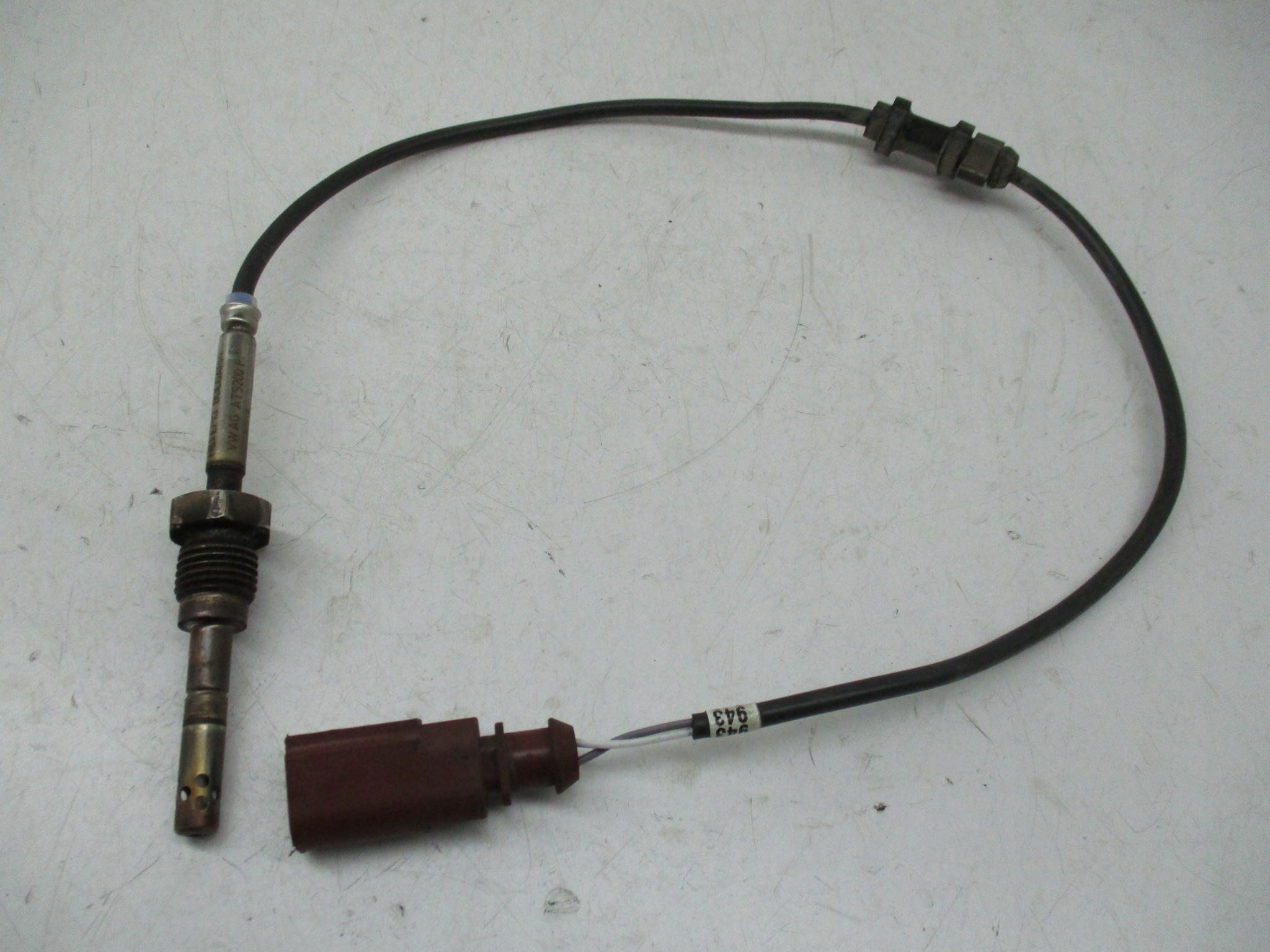 03L906088CE - passat B7 golf 1.6 TDI датчик температуры выхлопных газов