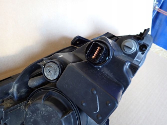 HYUNDAI I1- 07-10 reflektor left light left 92101-0X0