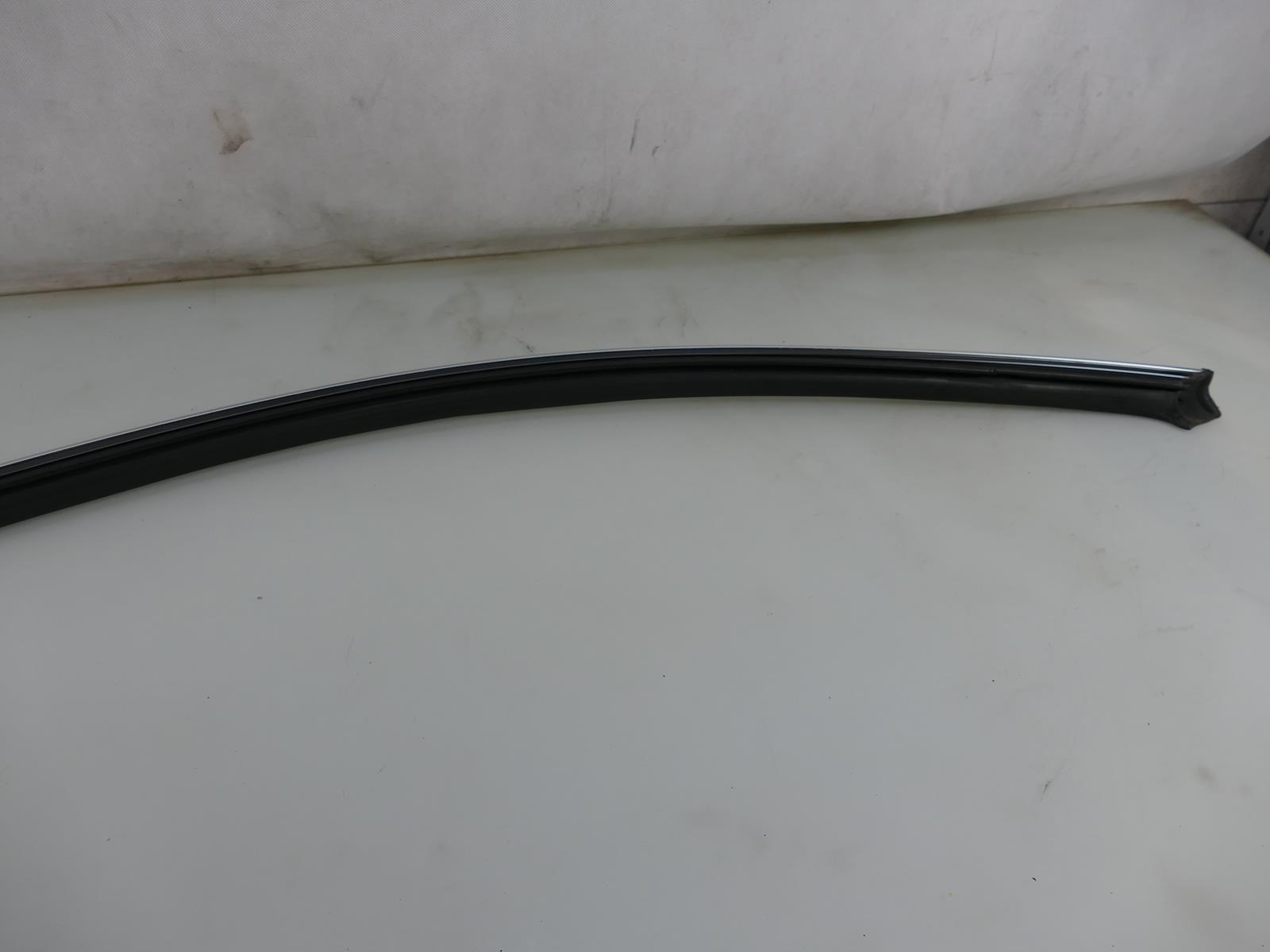 MERCEDES W209 C209 LIFT moulding bodywork roof