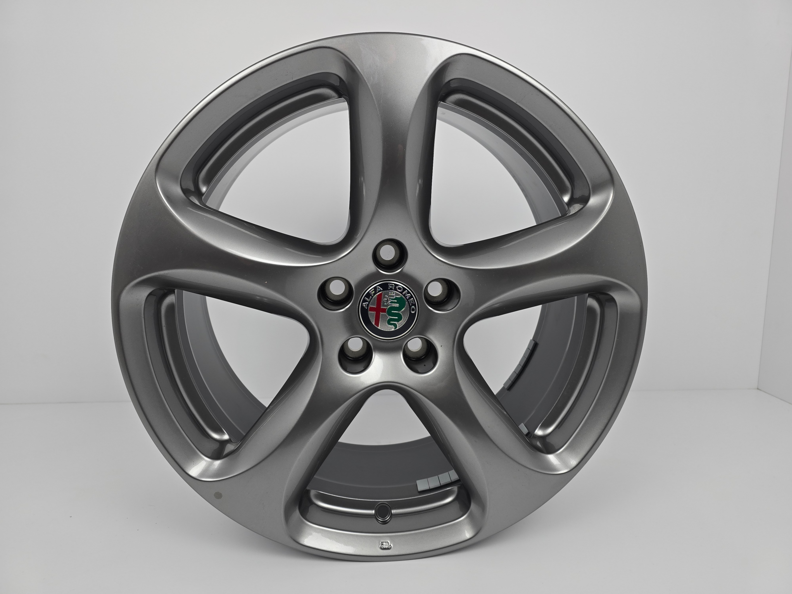 NOWE Felgi Alfa Romeo 18 Giulia Stelvio Giulietta