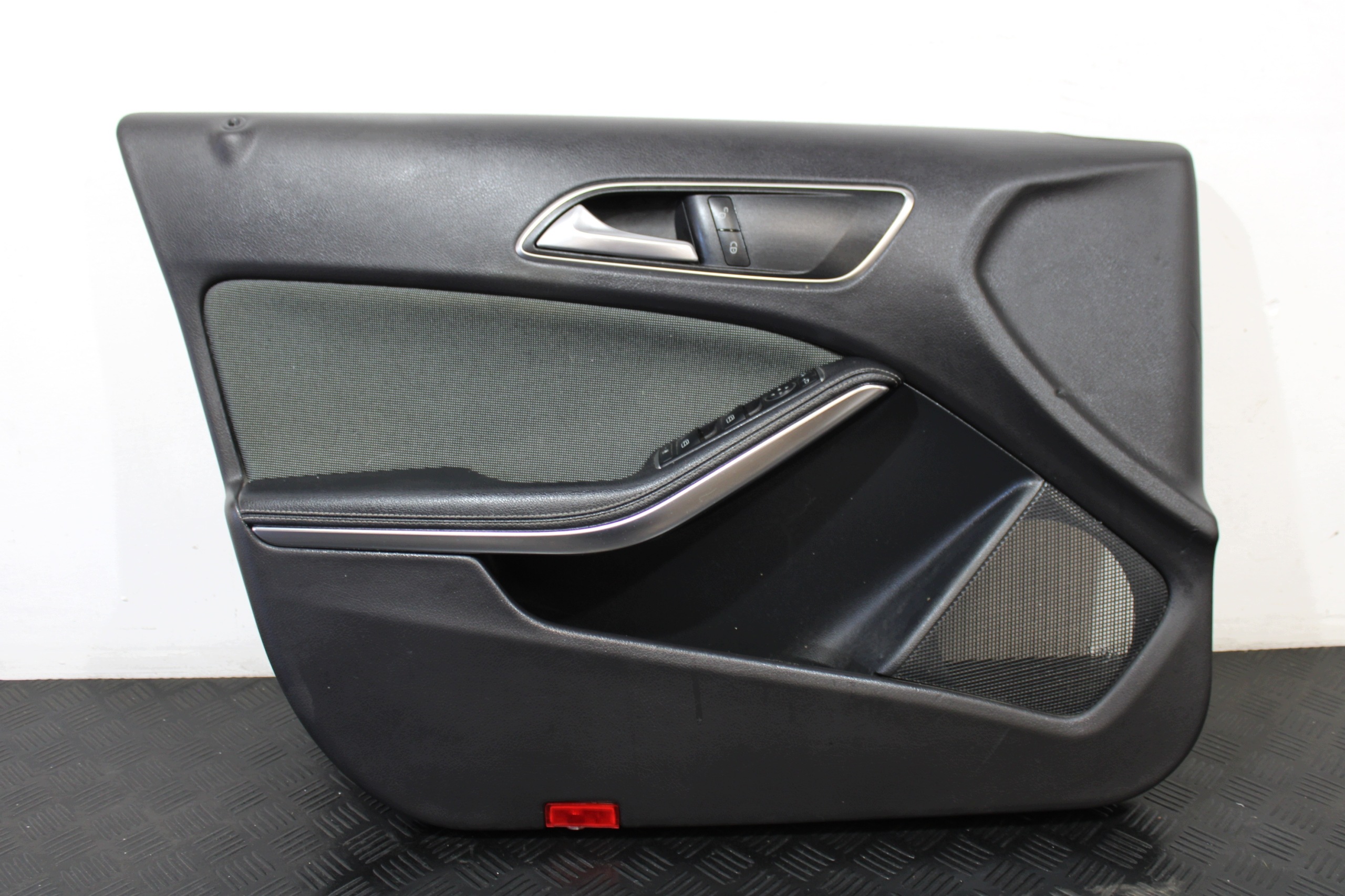 upholstery side door left front MERCEDES A-KLASA W176 LIFT