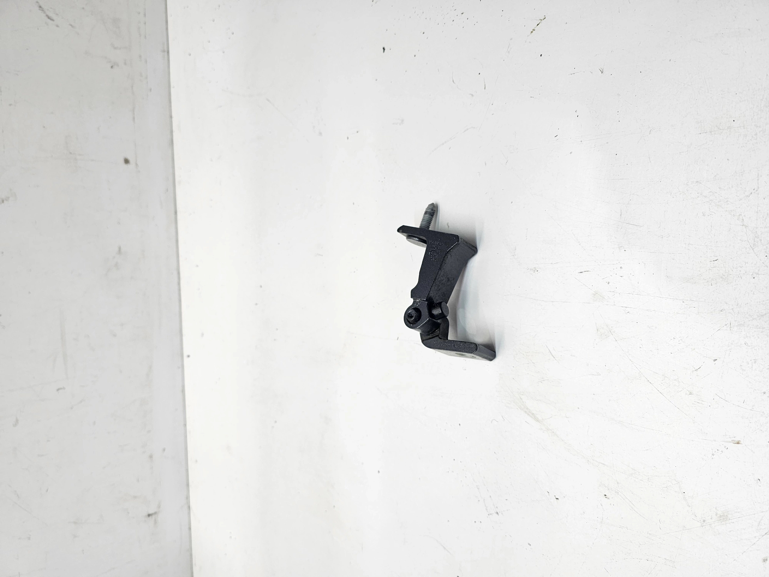 hinge door right AUDI A4 B9 Q5 FY 80A831404D
