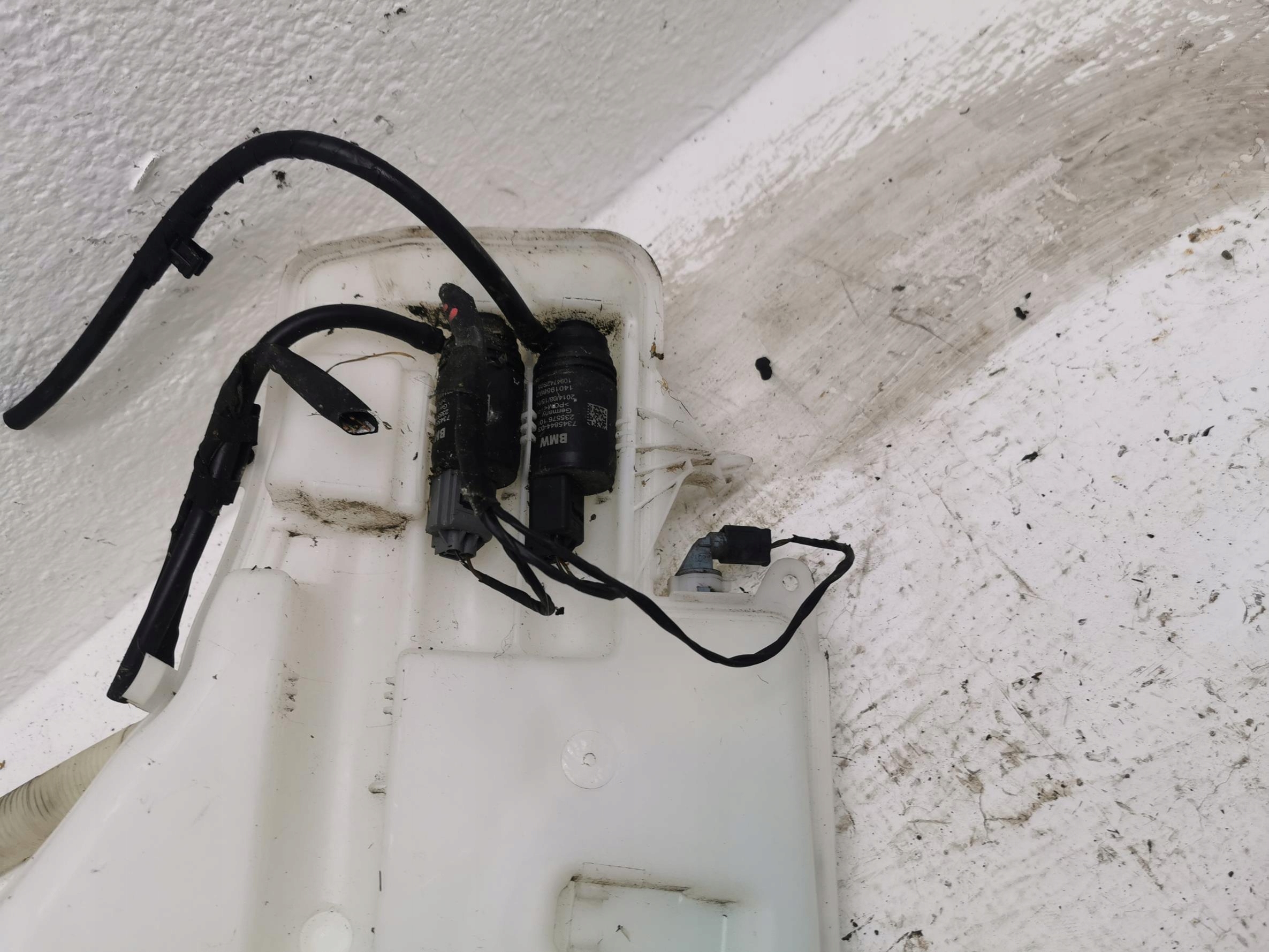 Behälter Spritzdüse BMW X1 E84 7068998 09-15