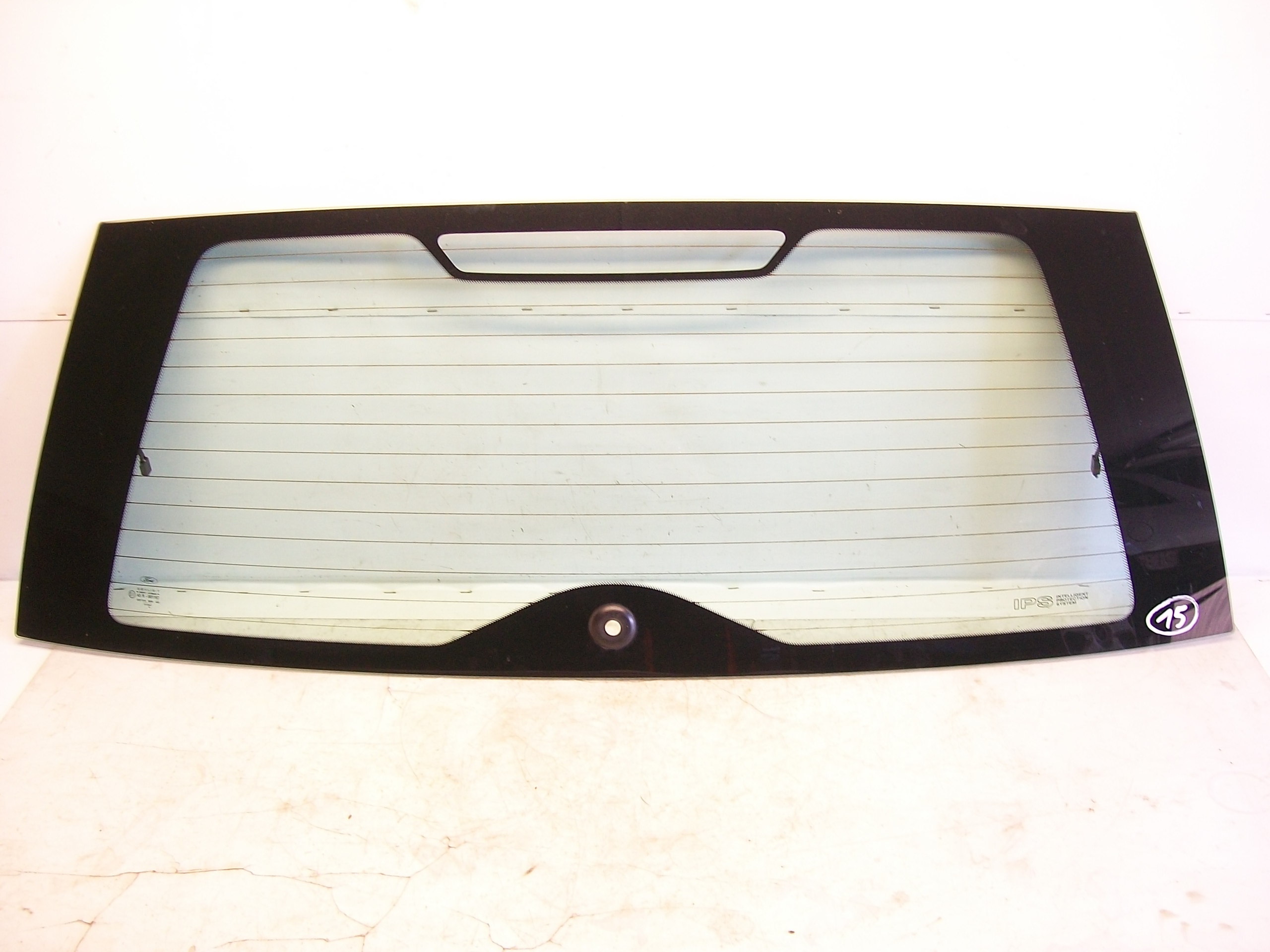 СТЕКЛО БАГАЖНИКА FORD MONDEO MK3 УНИВЕРСАЛ