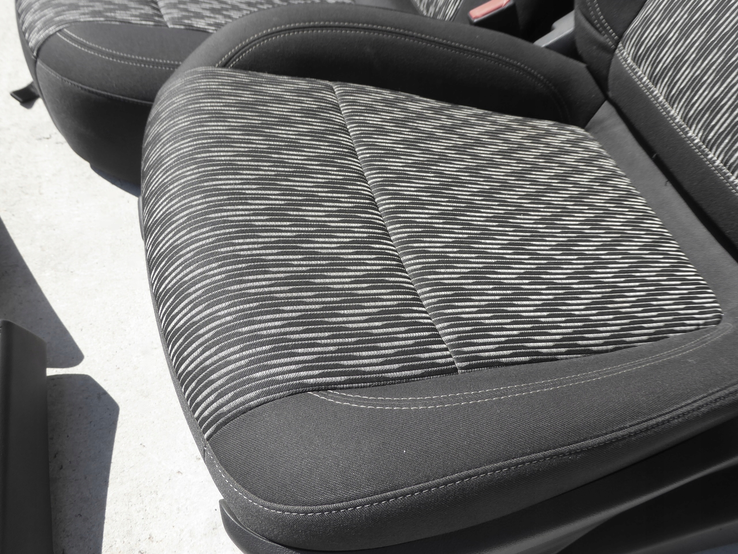 seats upholstery OPEL MOKKA