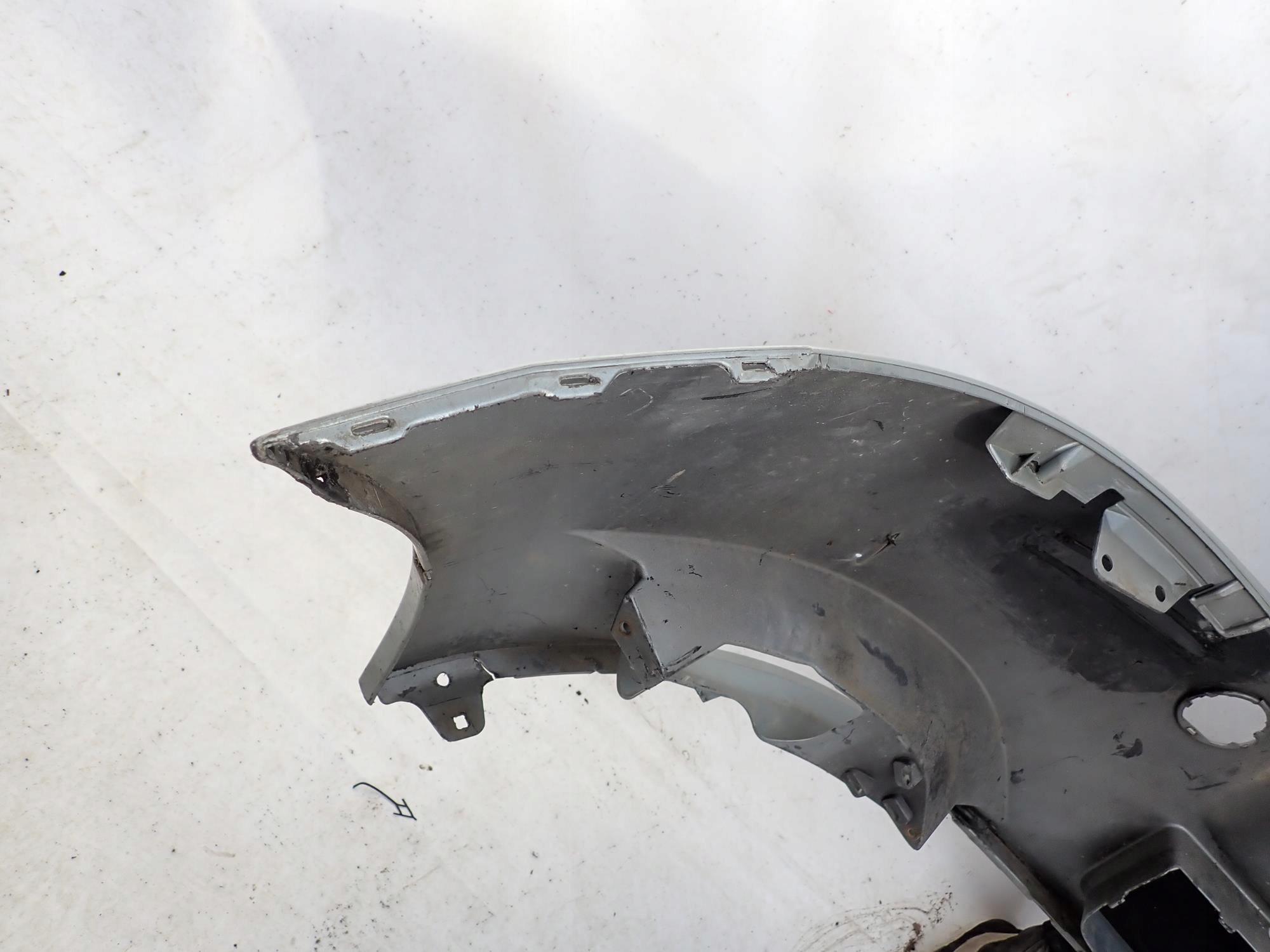 TOYOTA AURIS and 1 06-09 bumper front front