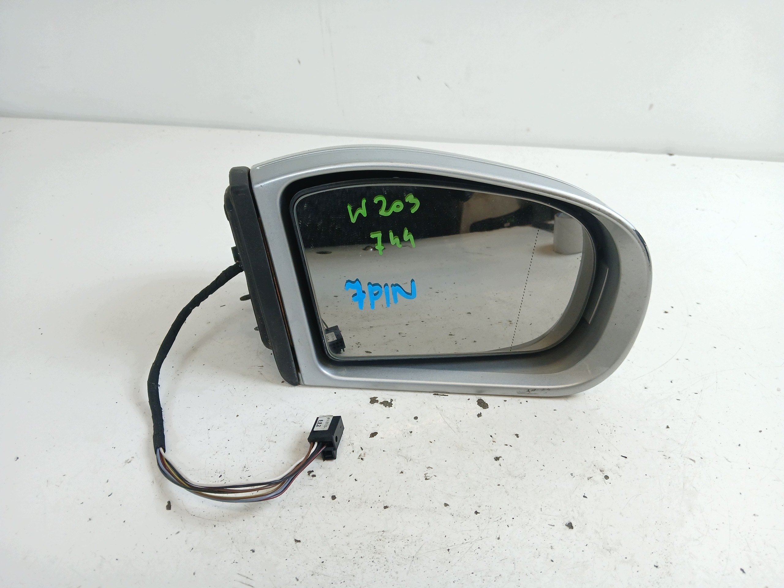 MERCEDES W203 mirror right 744 7 PIN