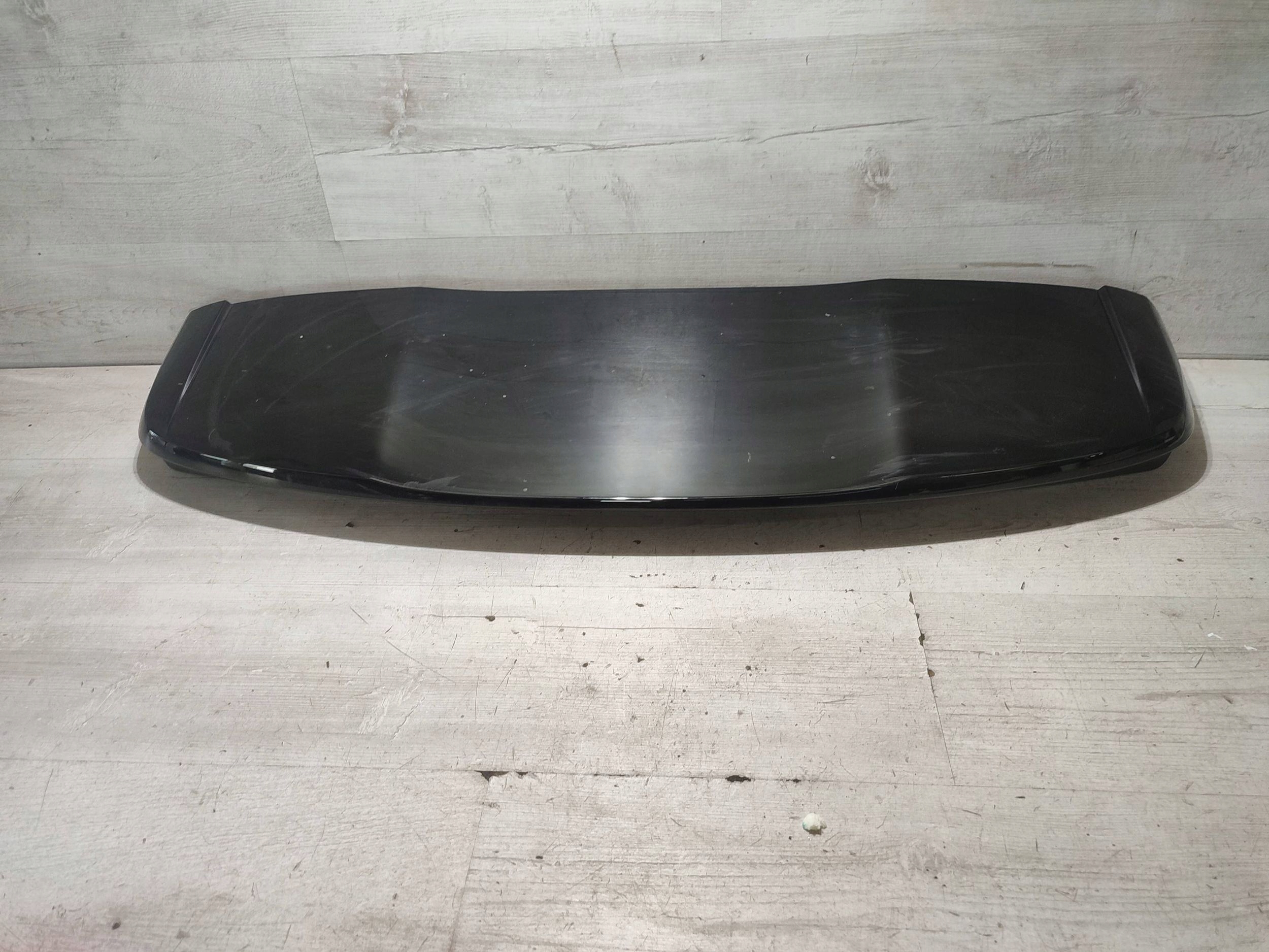 Peugeot 2008 II 2020 spoiler heckklappe / Kofferraum
