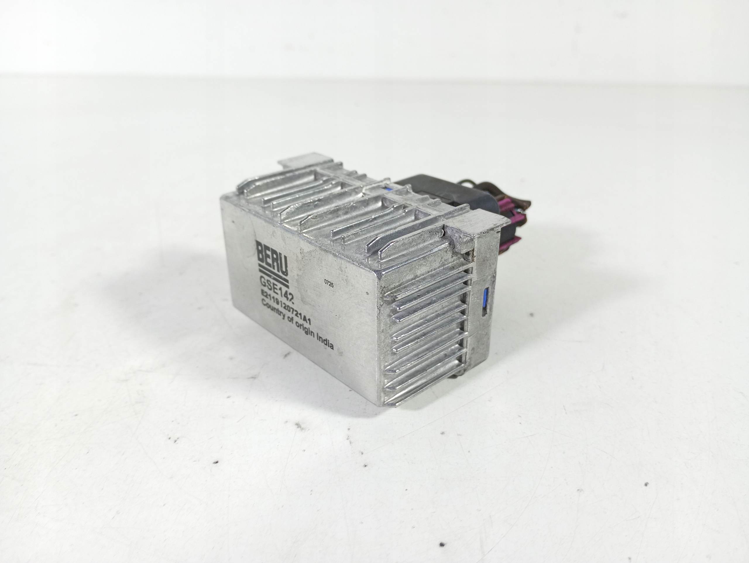 Opel Vectra C KOMBI 05-09 module control unit plugs ZAROWYCH