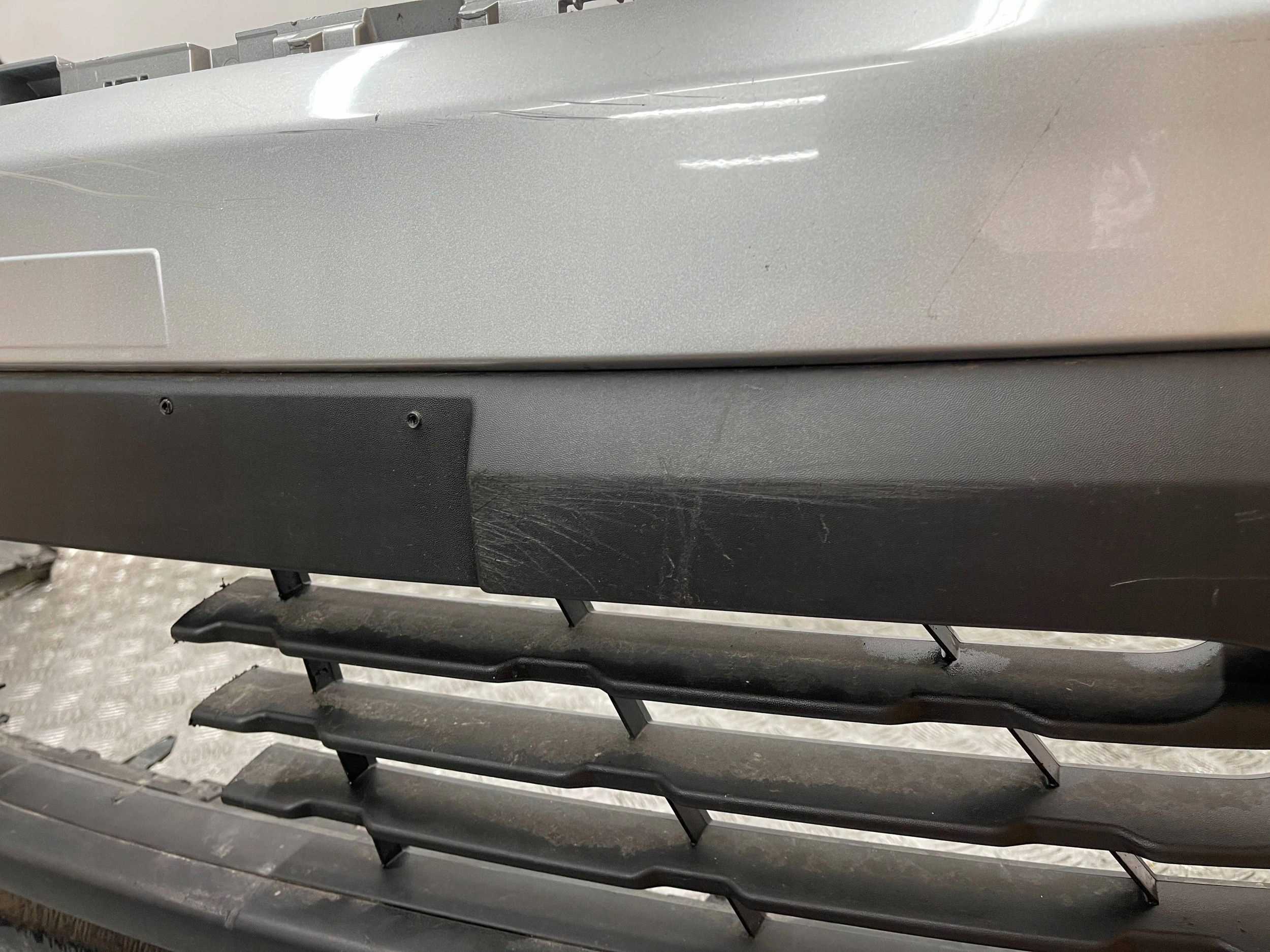 bumper front front Renault Trafic III 3 LIFT 20- 620226941r