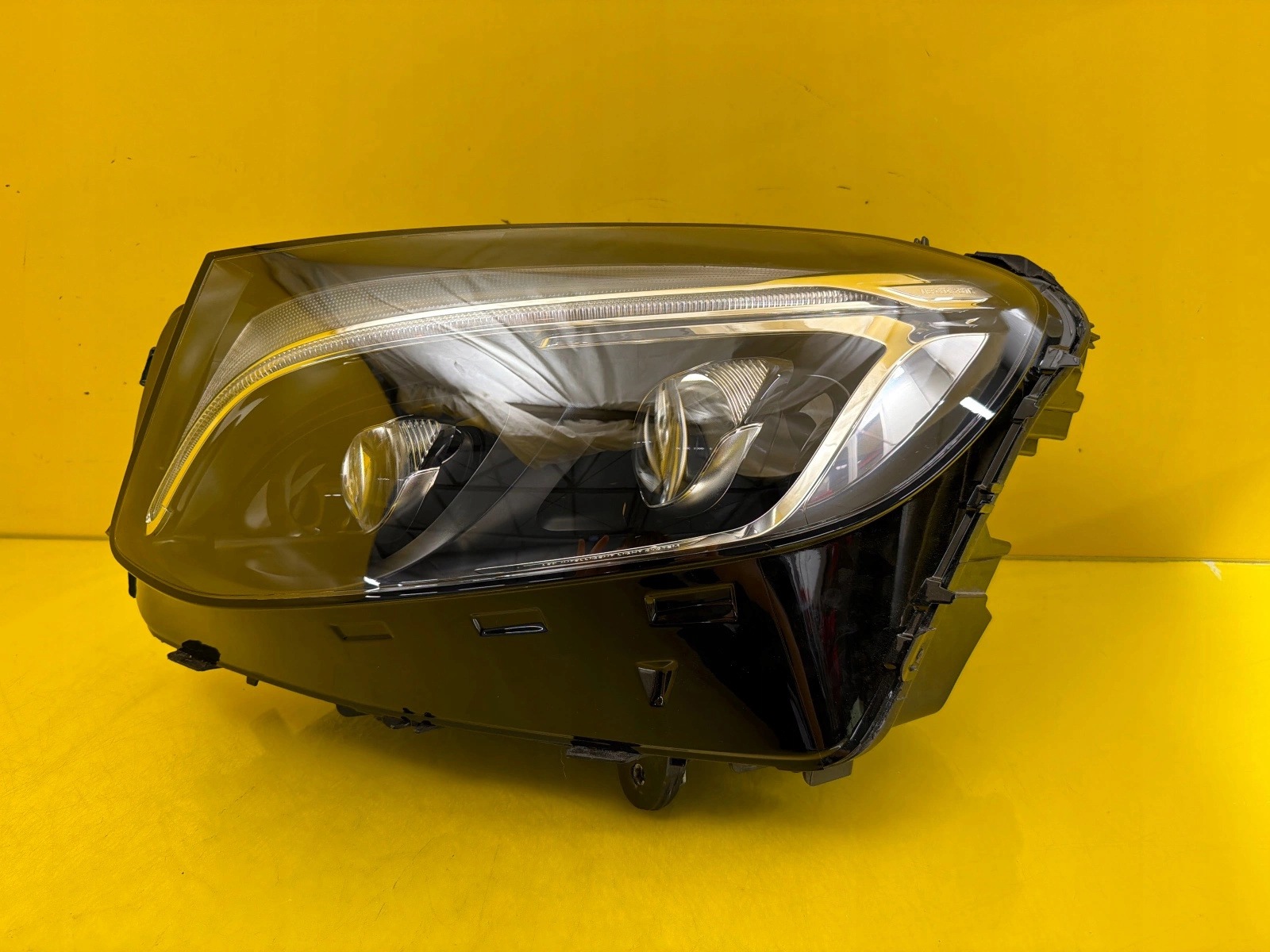 light left Mercedes GLC W253 Full Led A2539065701