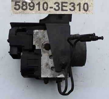 kia oe 58910-3E310 насос ABS