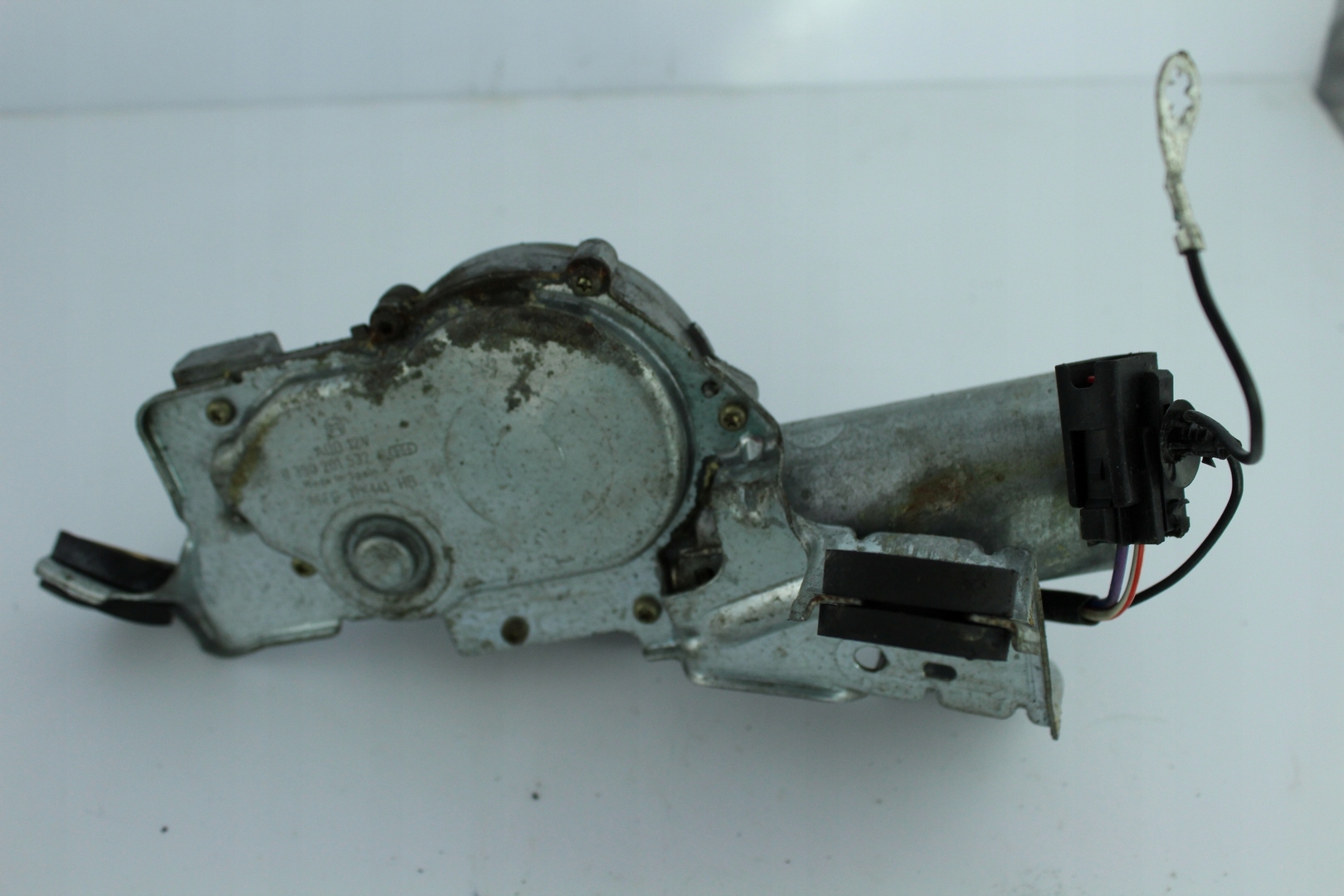 Motor Wischer MAZDA 121 heck 390201532 BOSCH