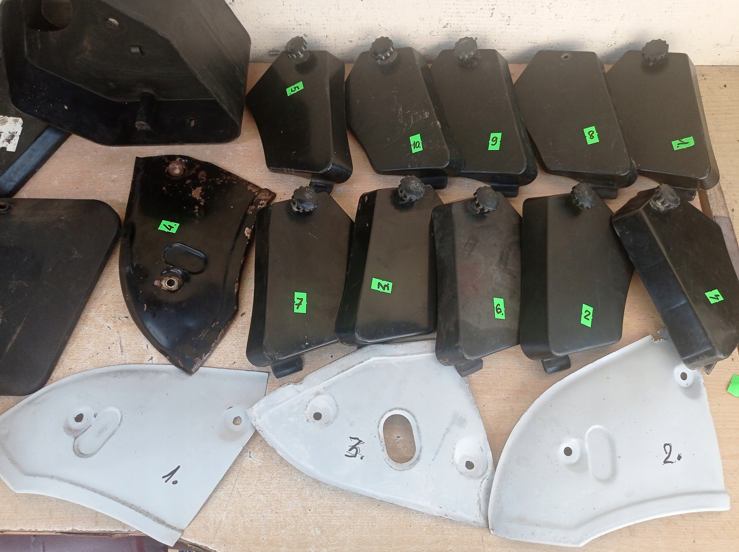 KOMAR - SZTYWNIAK SPORT - ROMET OGAR KADET - JAWA 50 -OSŁONY +NARZĘDZIÓWKI. Dopasowanie do pojazdu produkt dedykowany