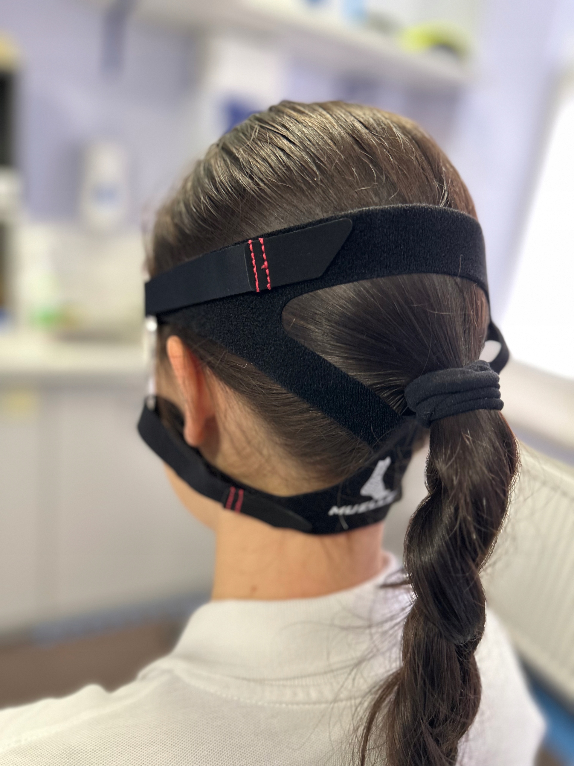 MUELLER FACE GUARD MASKA OCHRANIACZ NA NOS TWARZ GŁOWĘ OCHRONA ZŁAMANY NOS Stan opakowania oryginalne