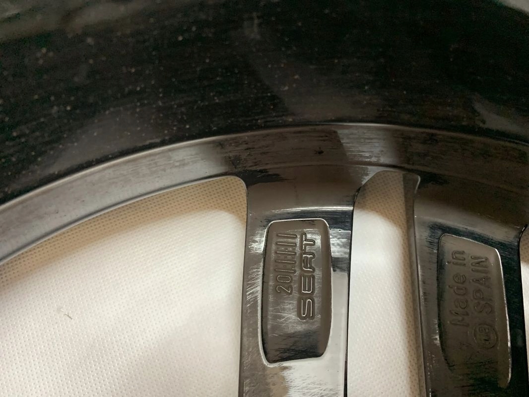 Seat Ibiza disk 7Jx18H2 et 51 5x112