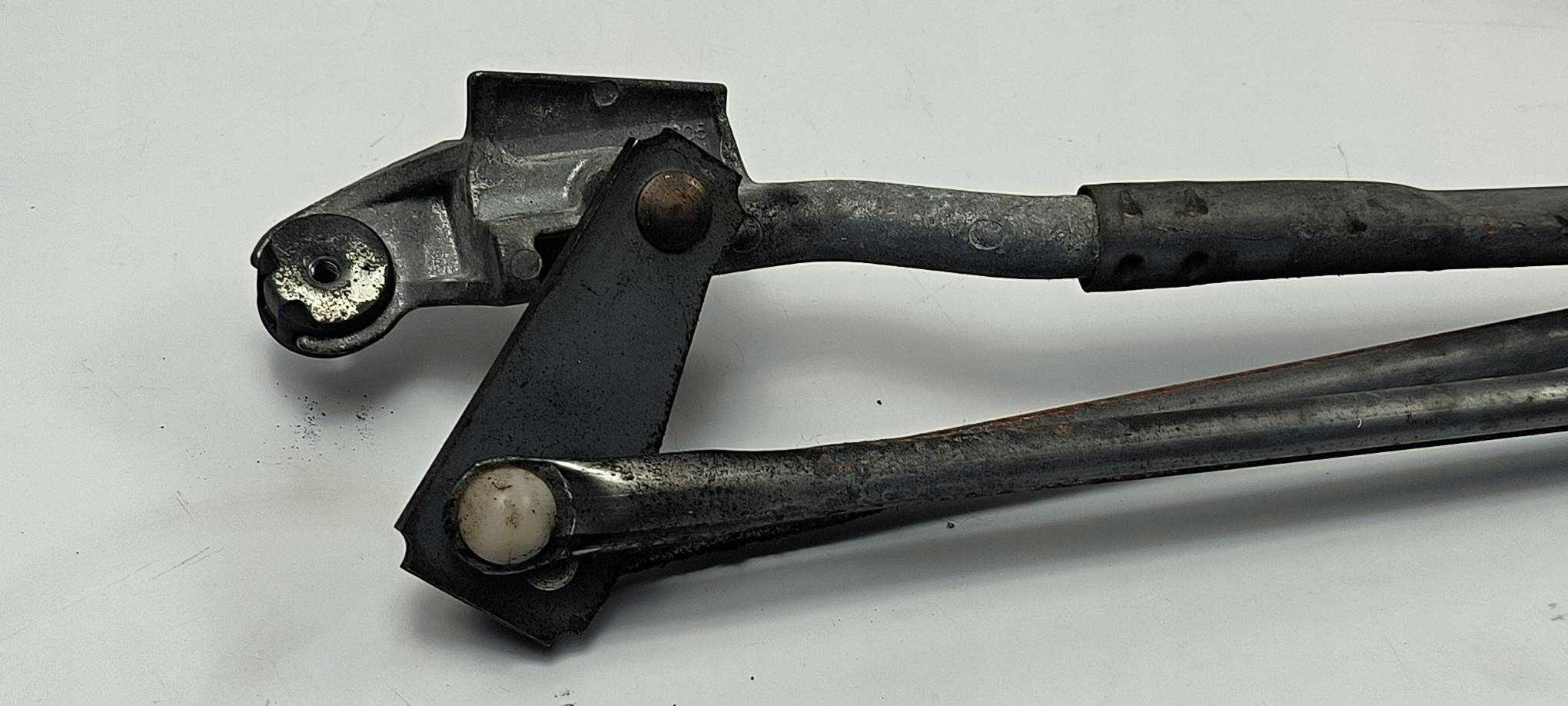 wiper mechanism front 15939607 CADILLAC DTS