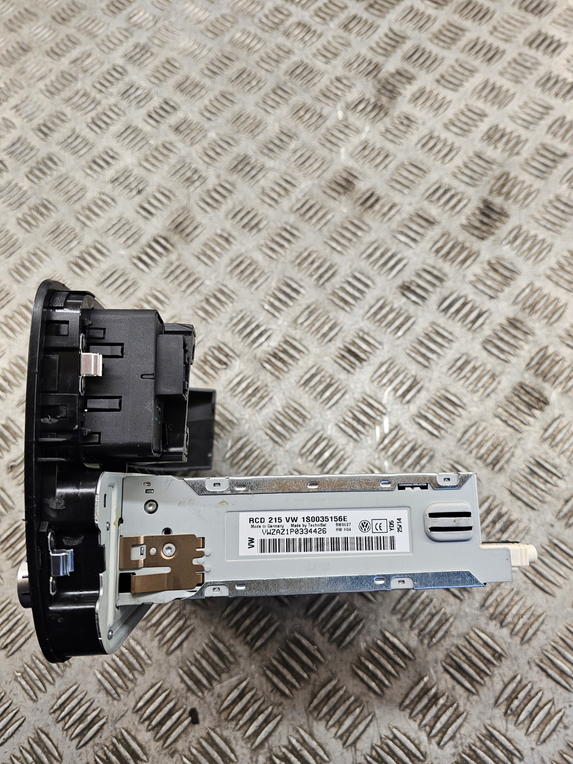 VW UP 1S0035156 RADIO SAMOCHODOWE