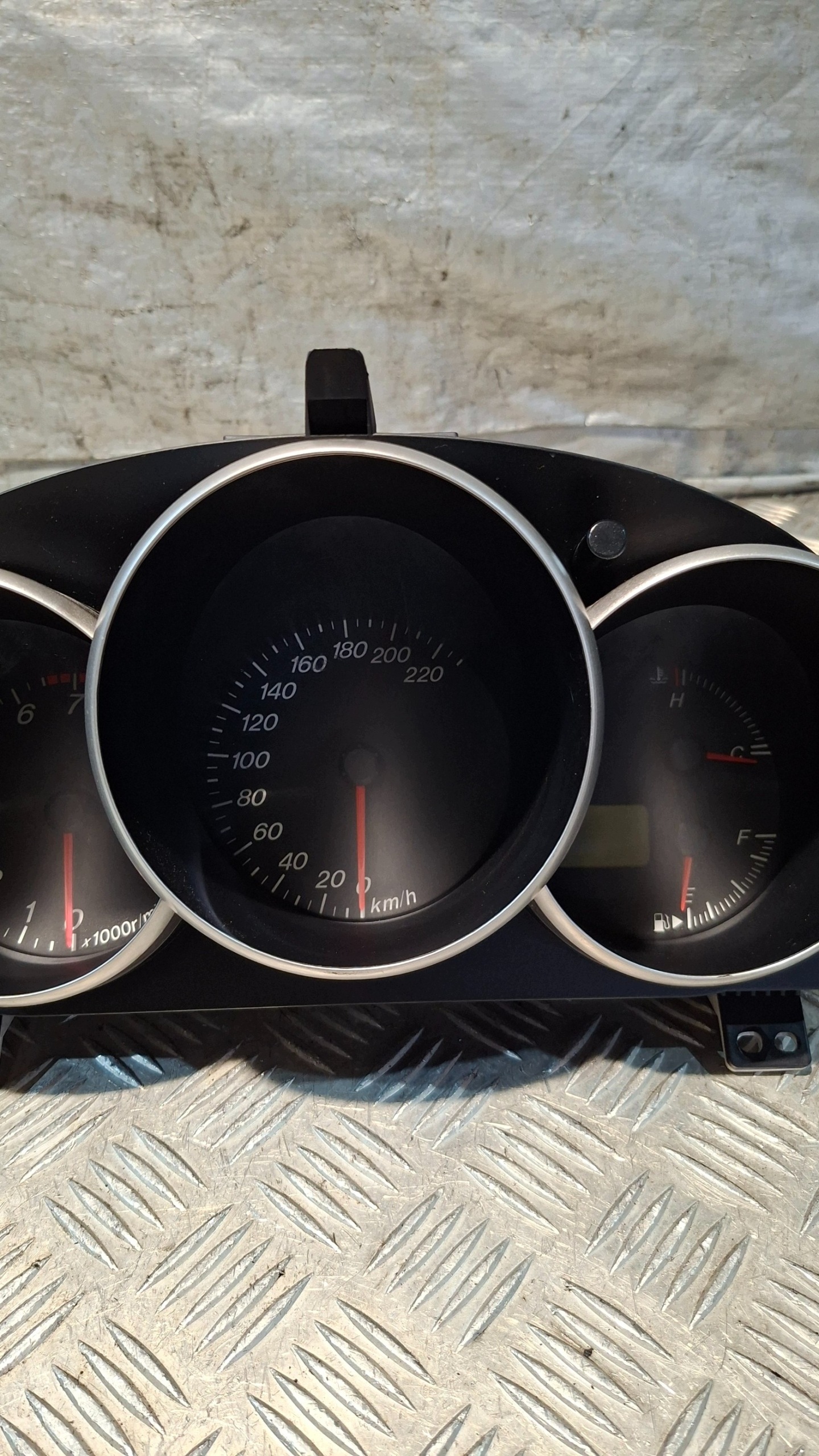 dials MAZDA 3 BK 1.6