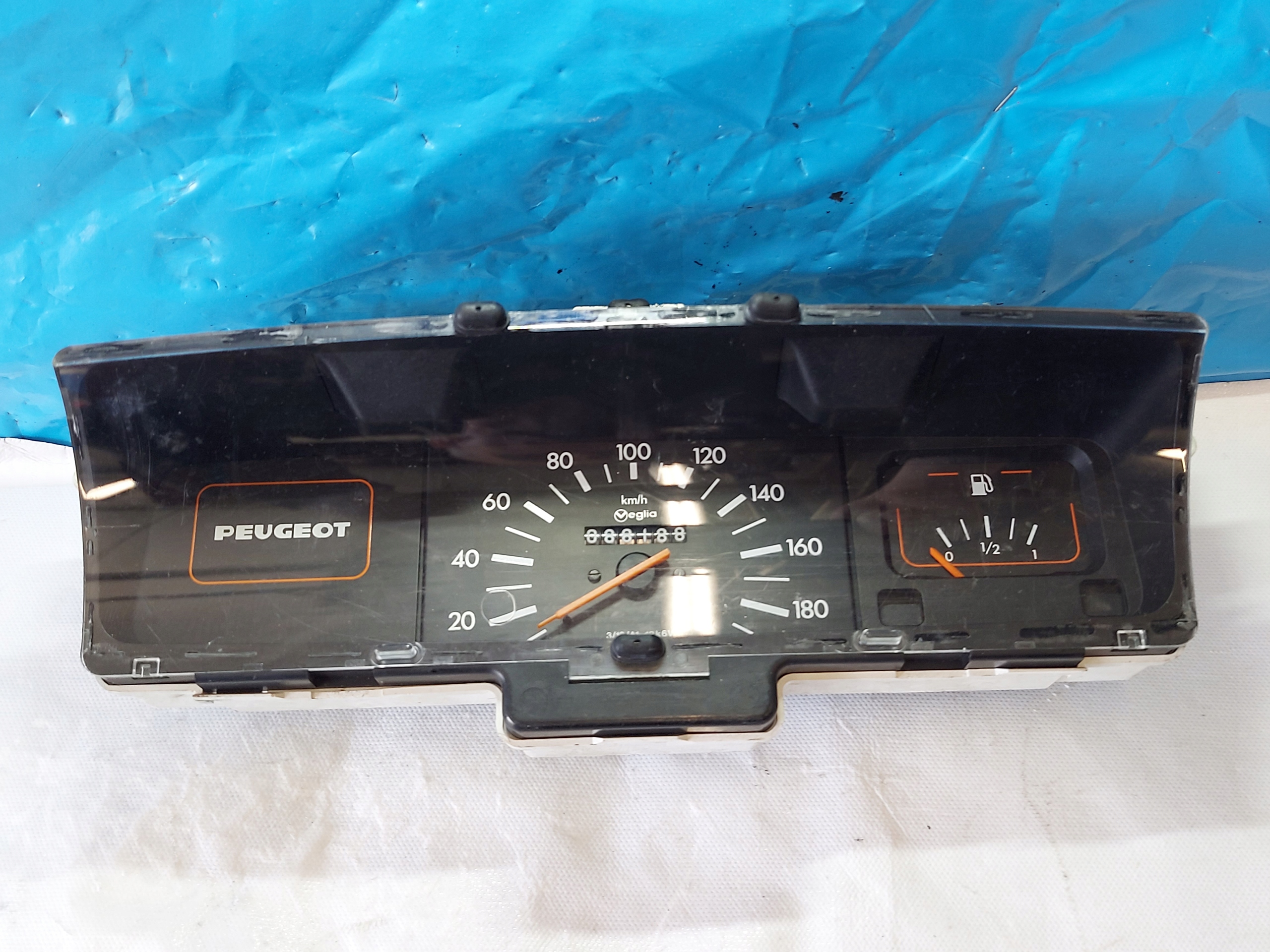 dials clock PEUGEOT 205 9753530180