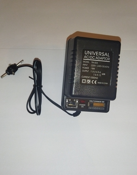 

Zasilacz uniwersalny 1000mA 1A 3V 6V 9V 12V (3684)