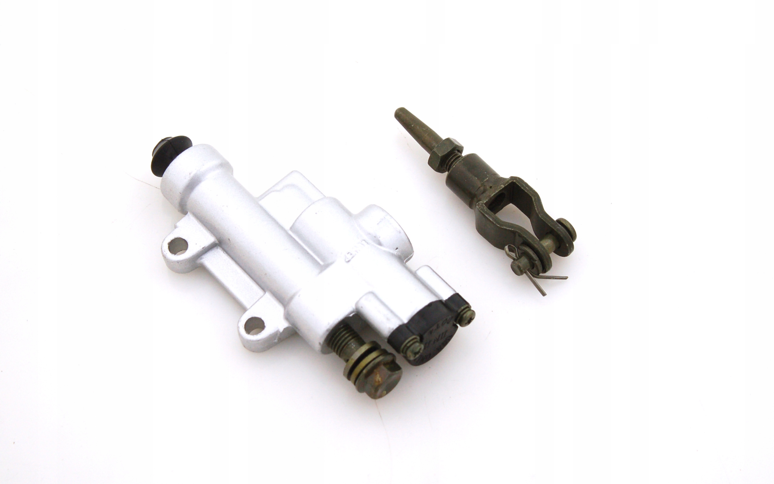 

Pompa Hamulca Hamulcowa Tył Barton Hyper Oryginał