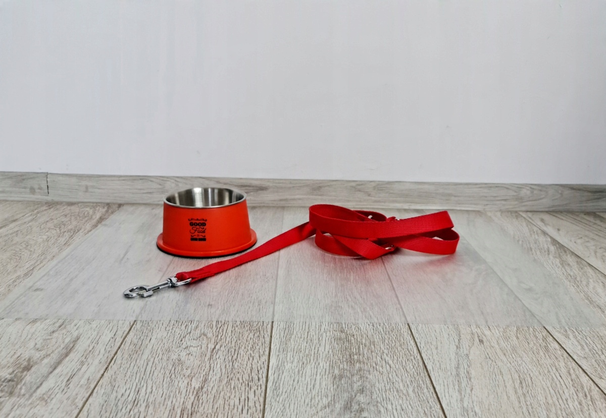

Przezroczysta mata pod miskę CleanProtectPet 30x30