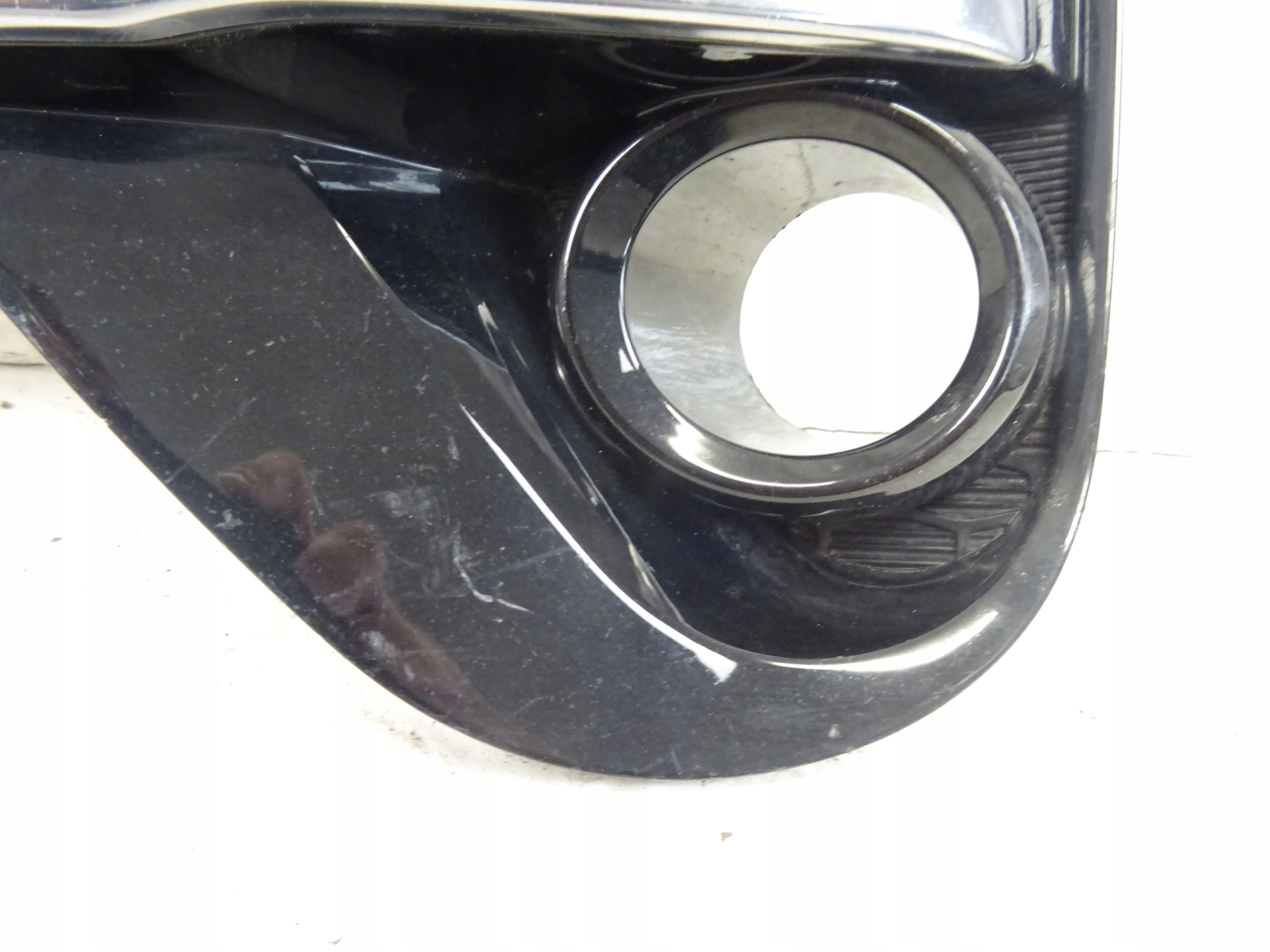 grid of a bumper front front left KIA XCEED 86551-J7CB0