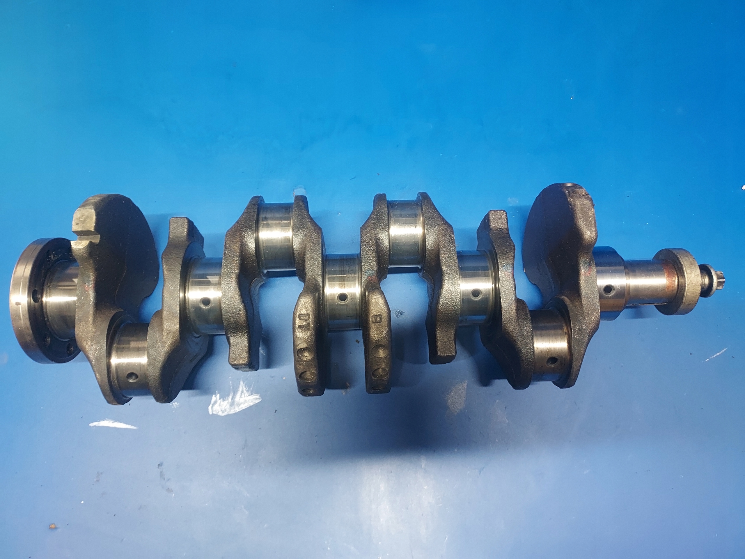 WAŁ KORBOWY RENAULT NISSAN OPEL 2.2 DCI 90KM G9T