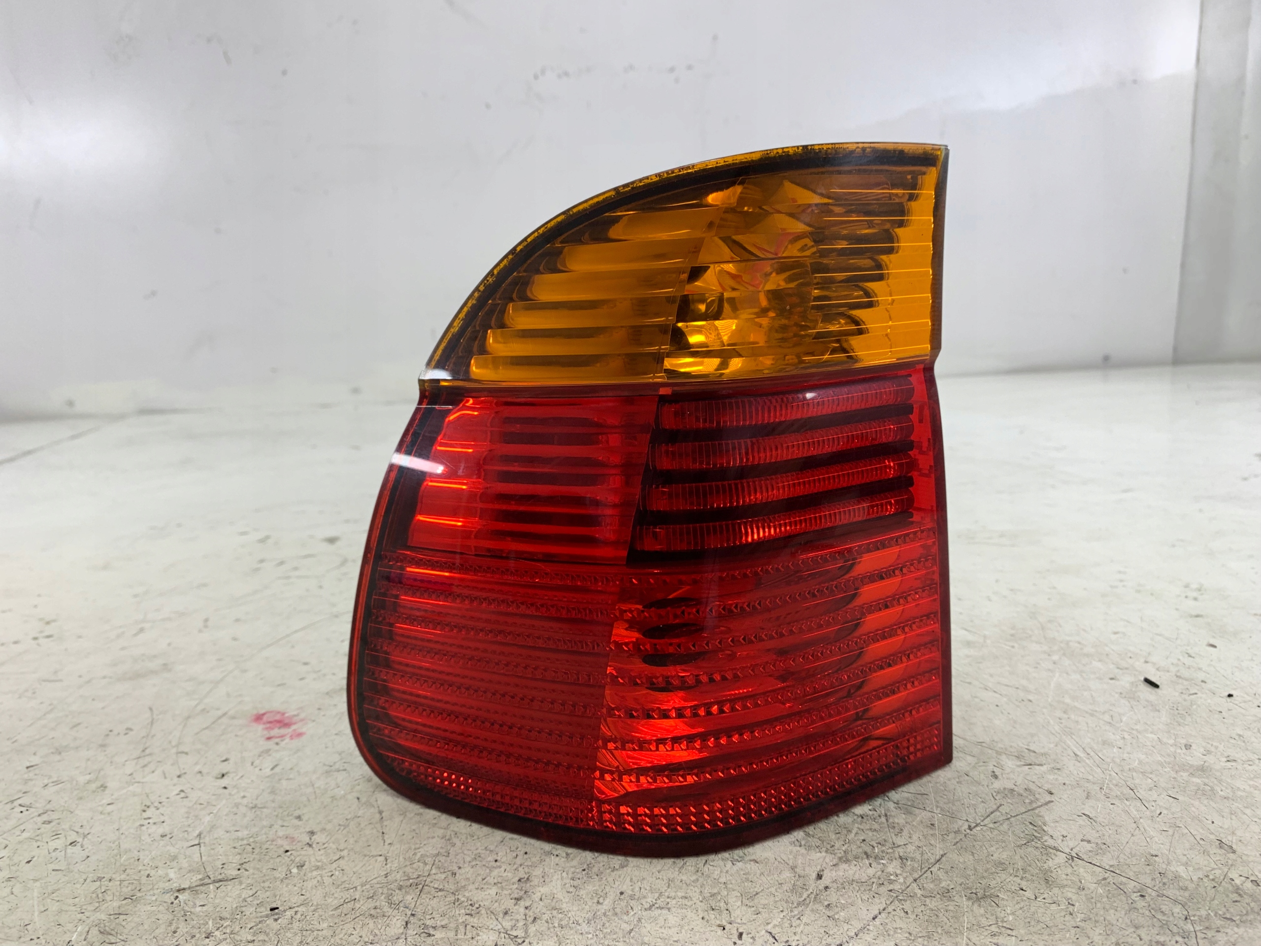 BMW E39 KOMBI TOURING light left rear part 6900213