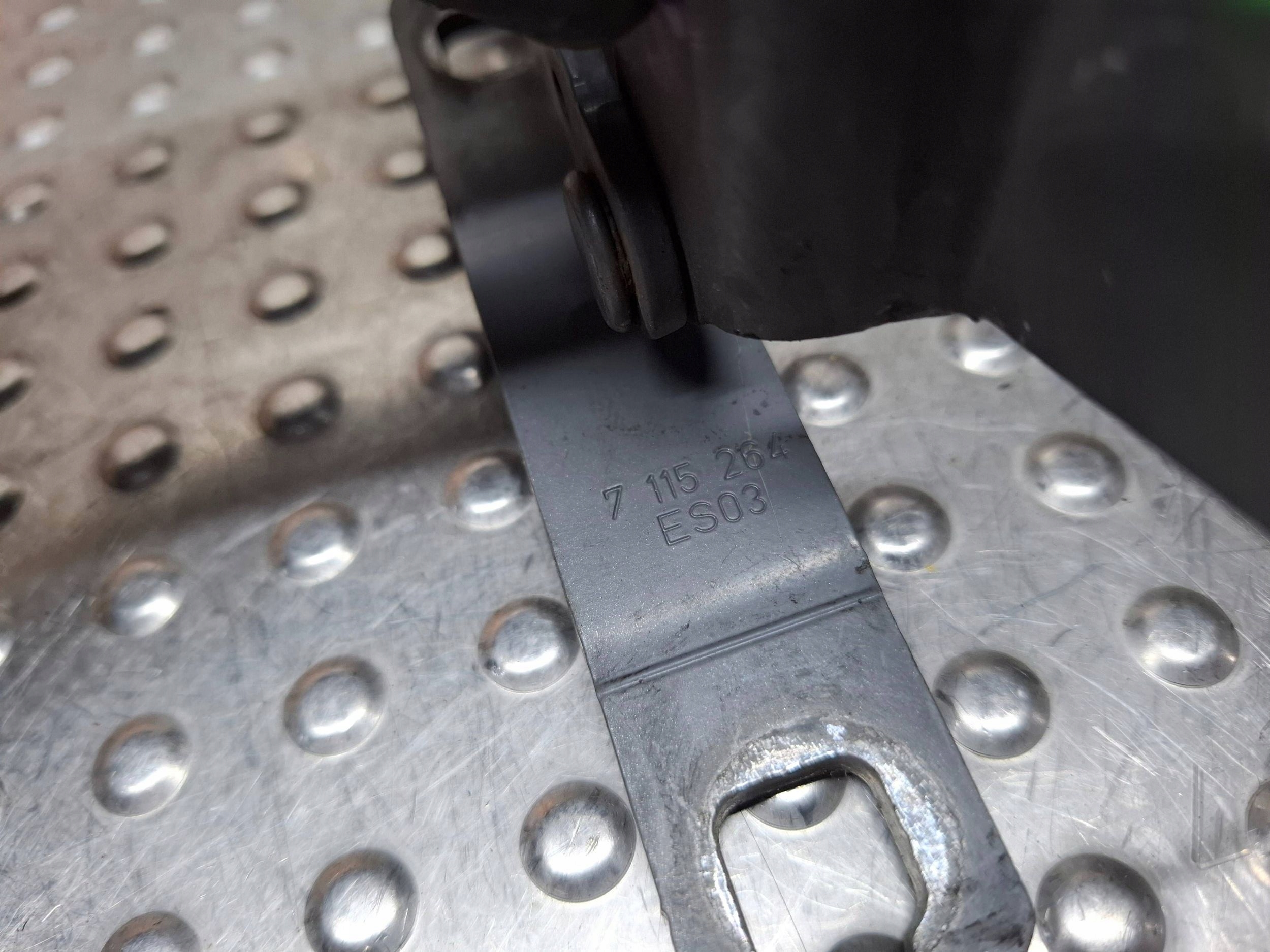 Charnière du capot Droite Avant 7115264 BMW E90 E91 E92 E93