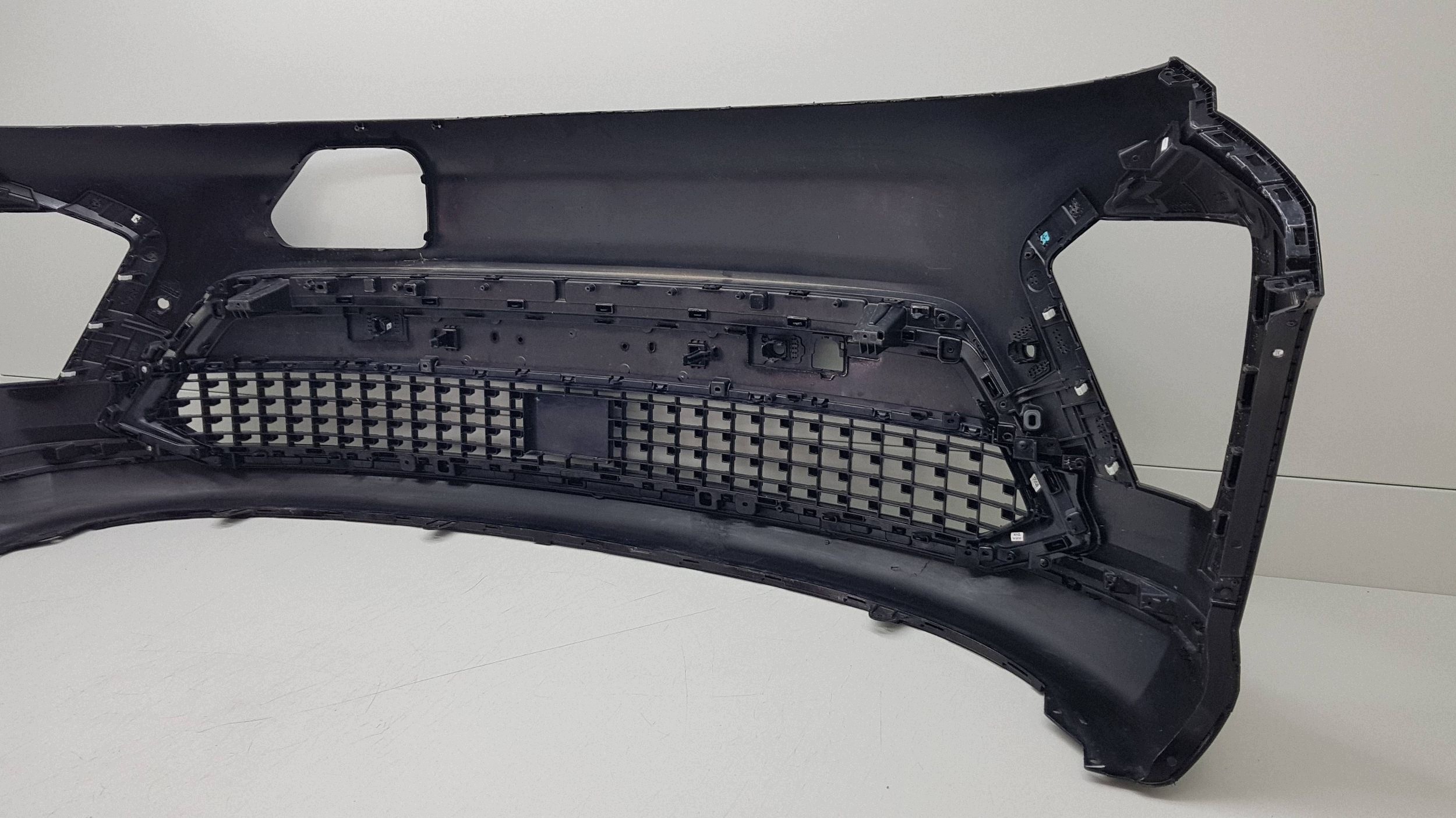 HYUNDAI KONA 2 II EV ELECTRIC 2024 - bumper front 86511-HF010