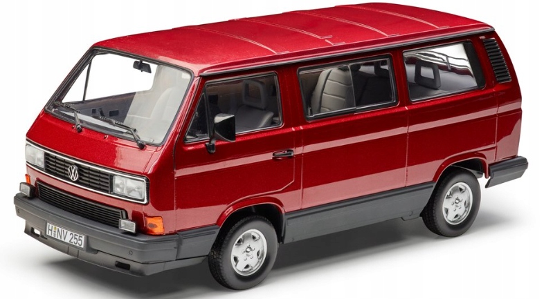 Nový originální model auta T3 Multivan, měřítko 1:18 Oe 255099302645
