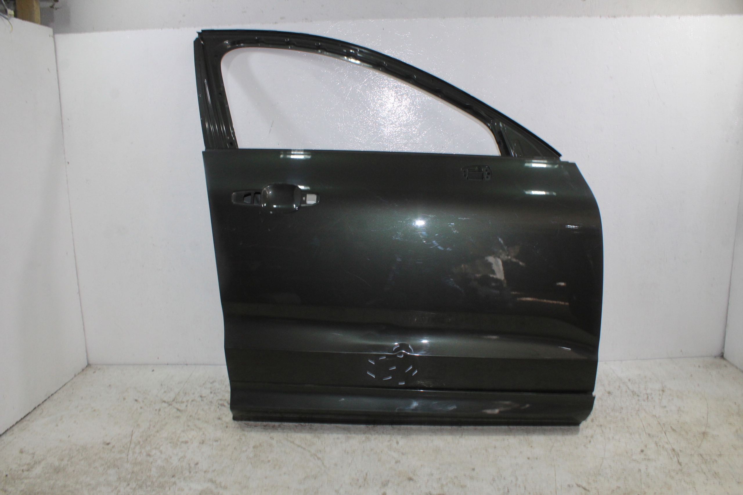 Volvo xc60 II door right front front