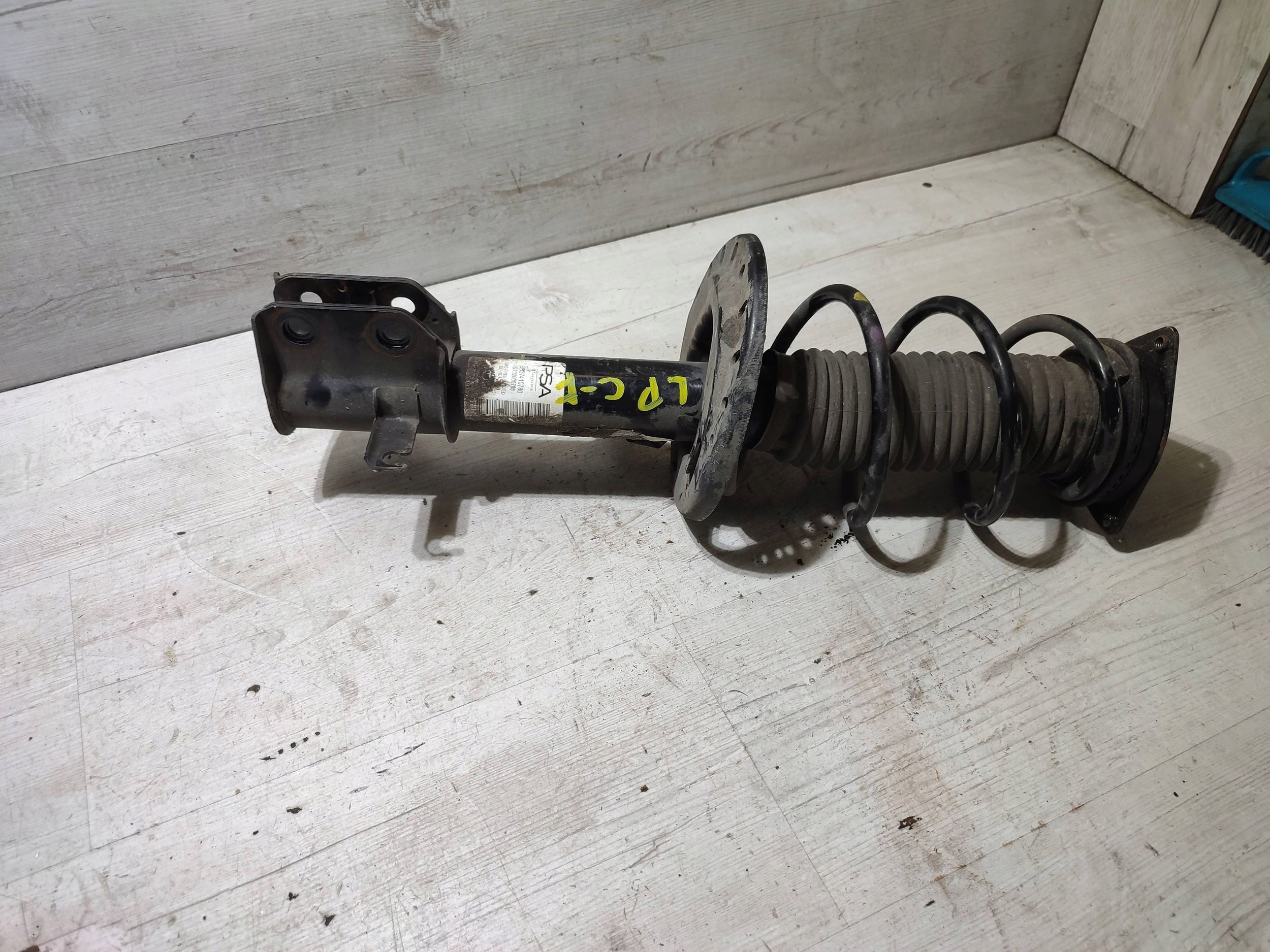 Opel Corsa F 2020 right side shock absorber
