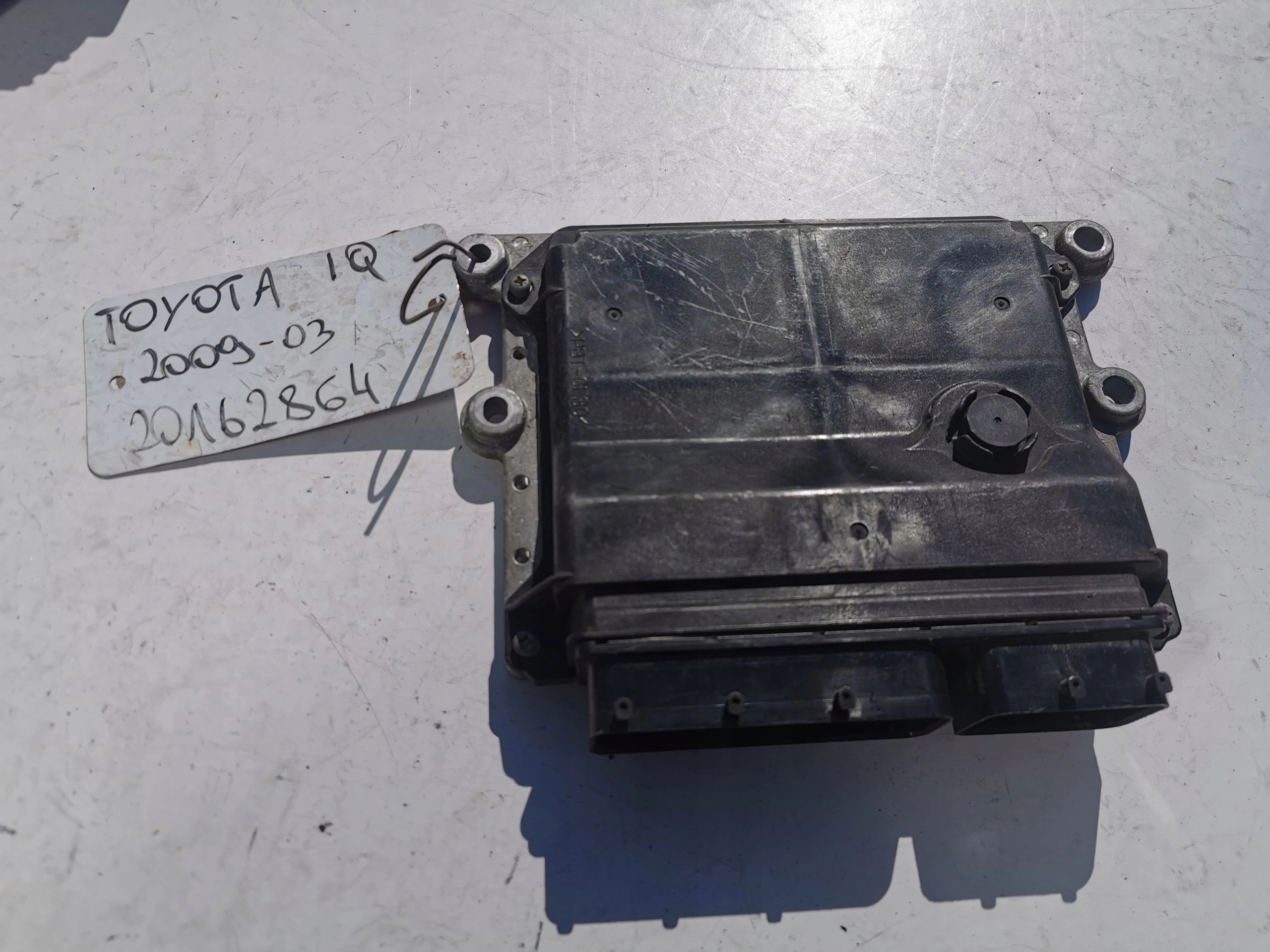 TOYOTA IQ 1.0B 89661-74060 212000-5410 computer EC