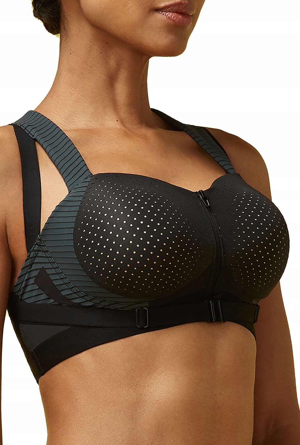 Sportovní podprsenka Triumph černá, velikost 75B