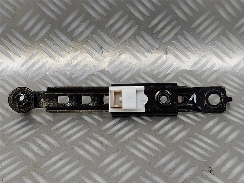 Suwak regulacja pasa bezpieczeństwa Kia Ceed III 2018-