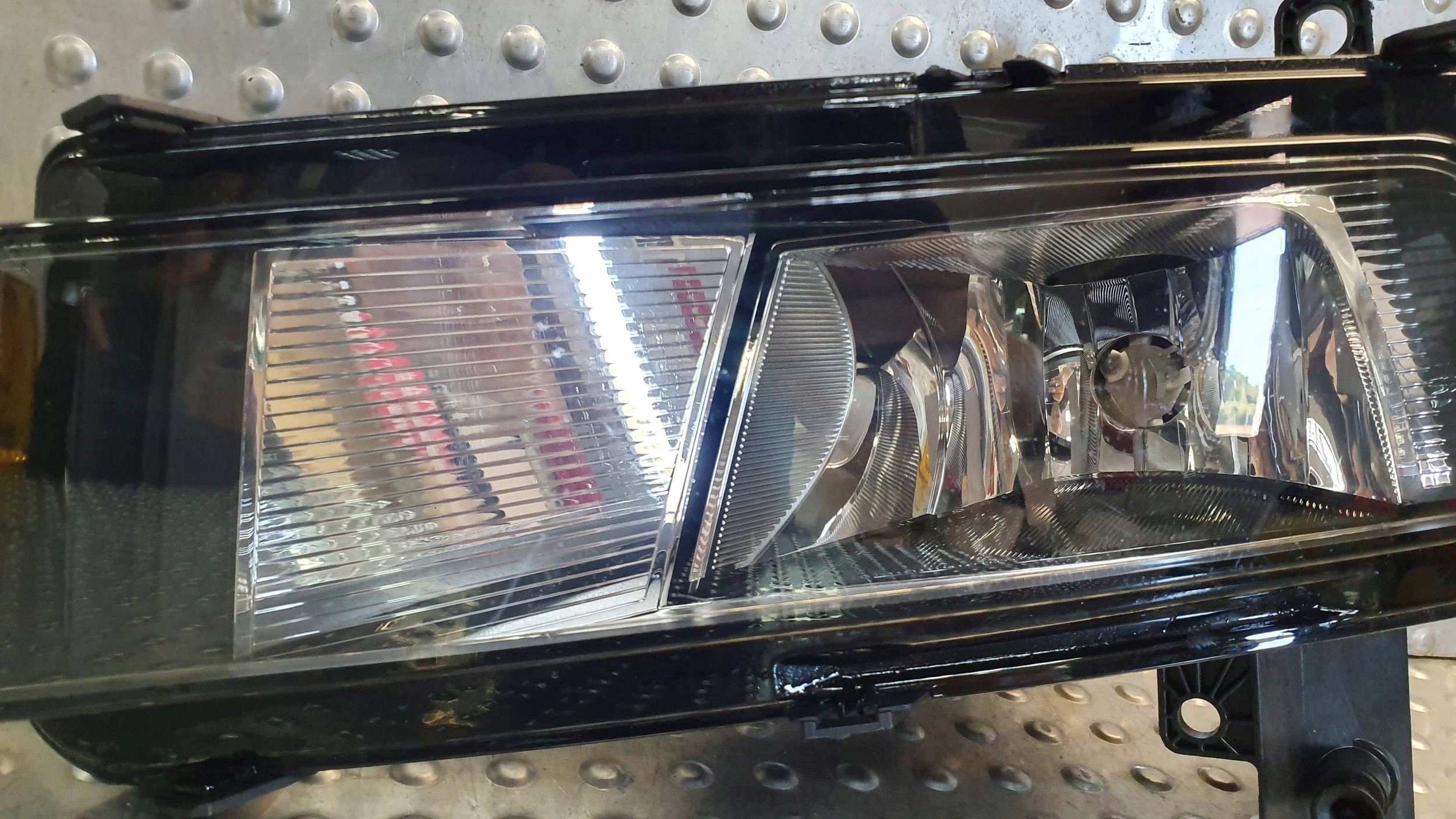 Nebelscheinwerfer links VW TOURAN II 2 15- 5TA941661