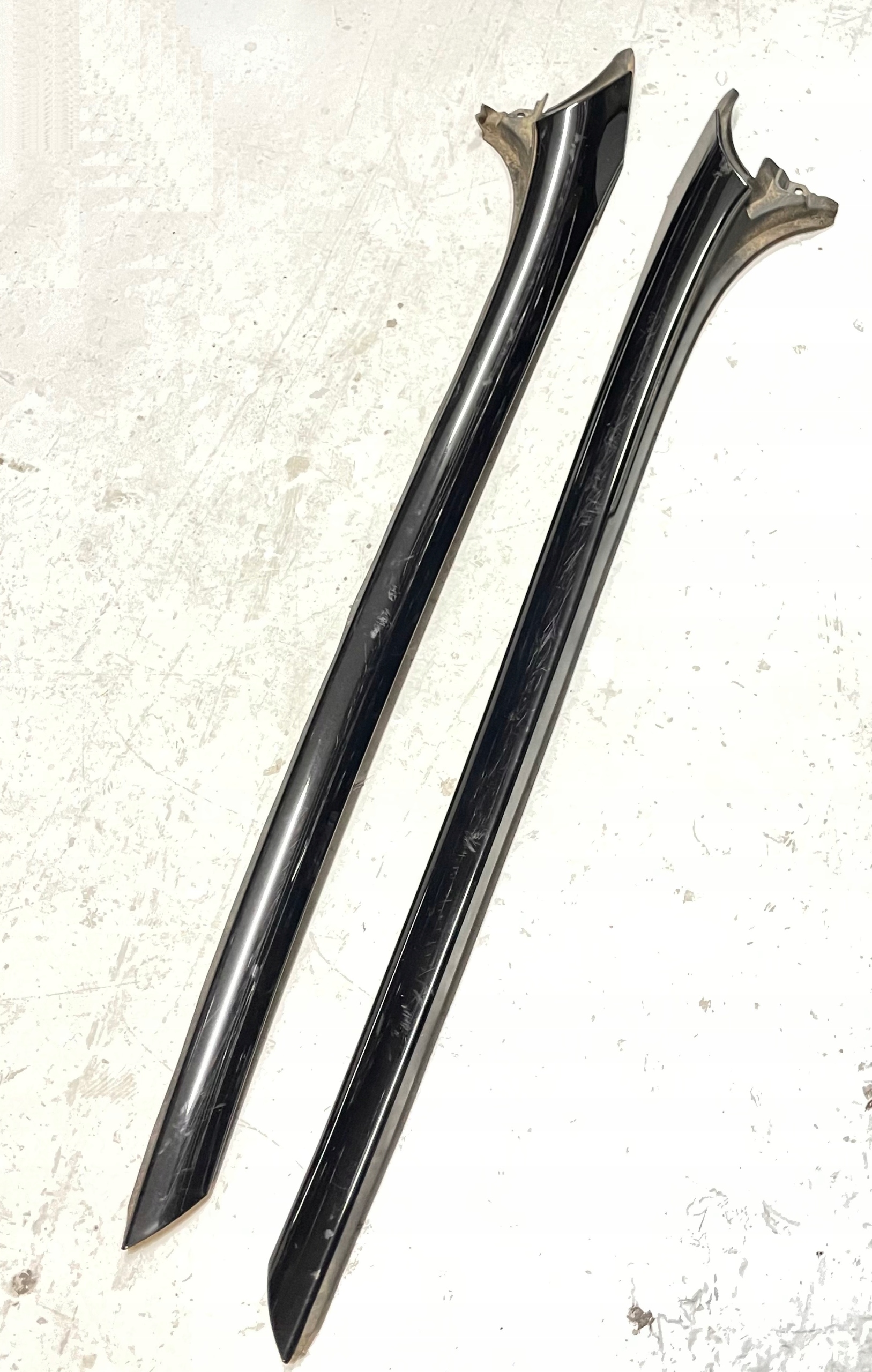 RENAULT ESPACE V RIGHT MOULDING PILLAR FRONT TEGNE