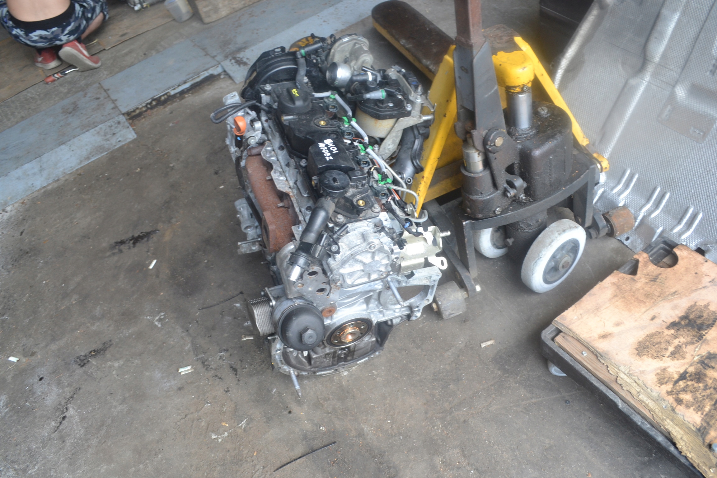 engine 1.4 HDI PEUGEOT CITROEN 8H01 10FDBZ