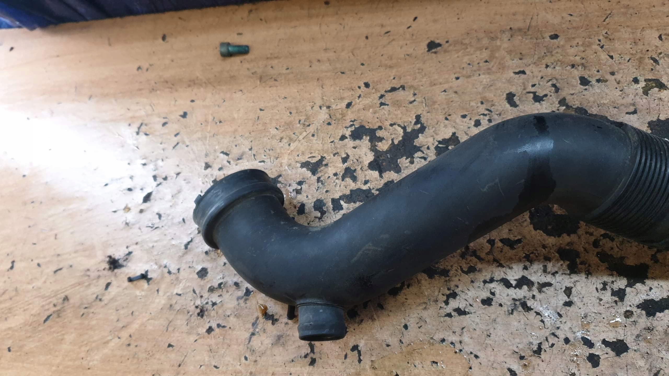 Audi A2 труба шланг впуск Воздух 1.4 tdi