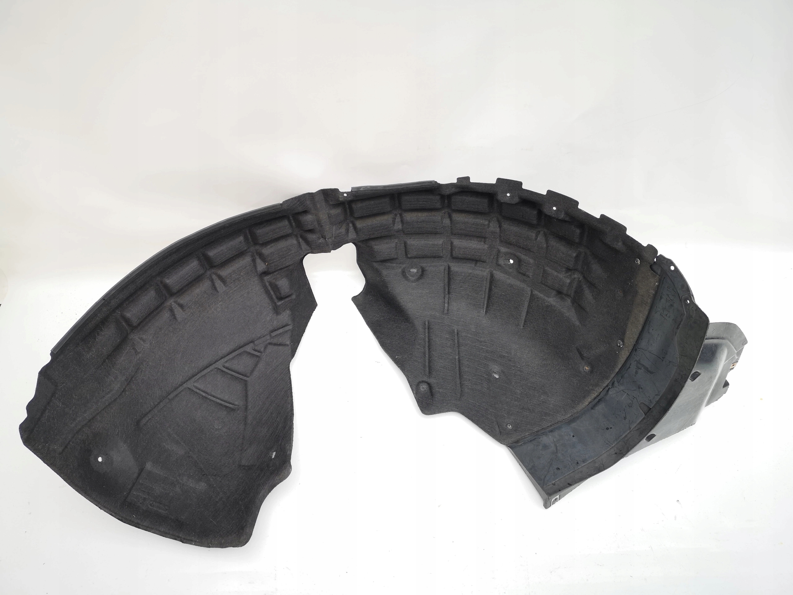 AUDI Q3 NADKOLE PRAWE PRZÓD 8U0821172