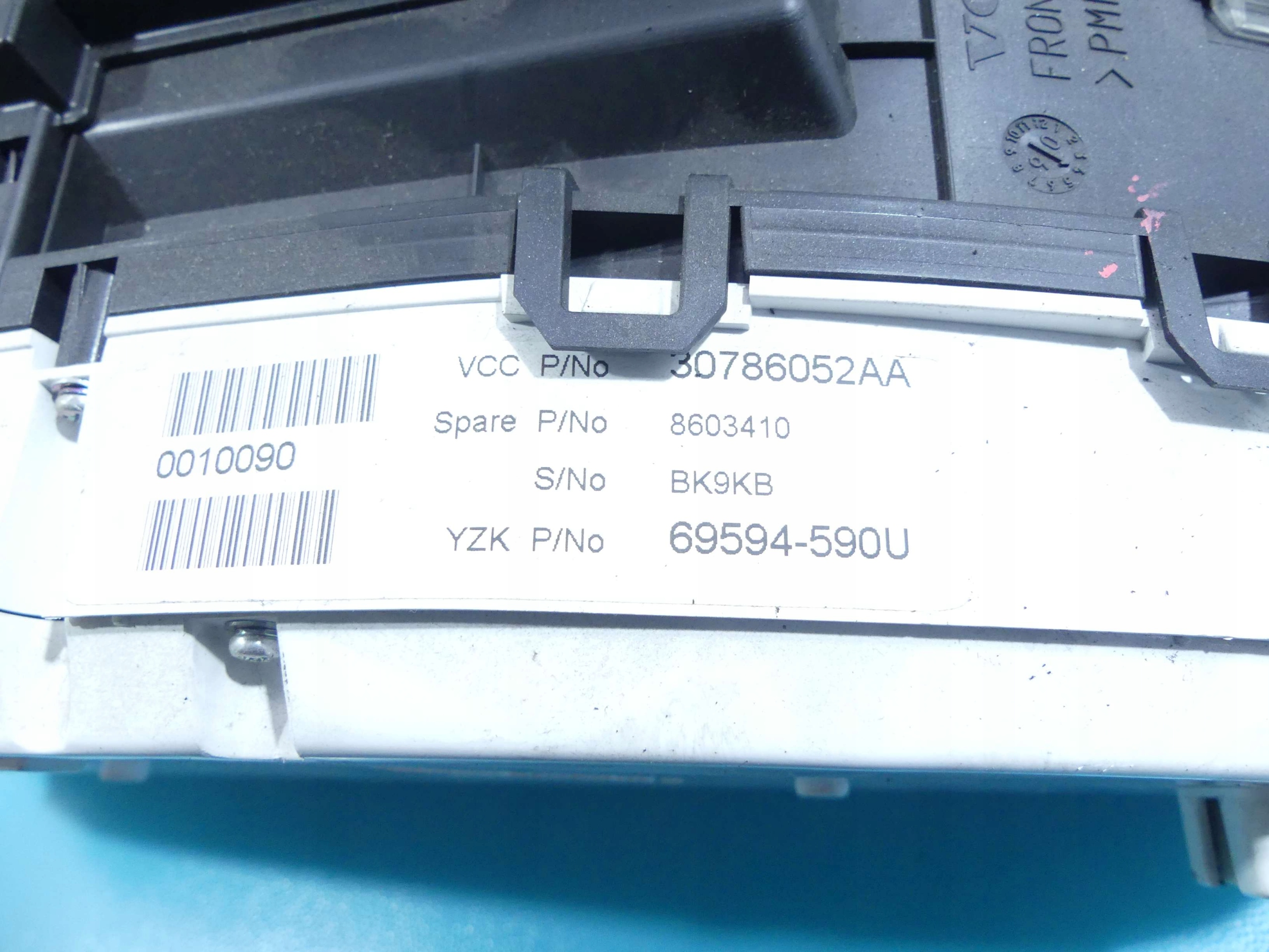 спидометр volvo S80 II V70 III 06-09 2.5T европа