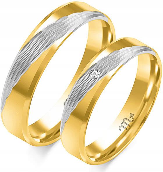 Zlatý snubní prsten gravírovaný 585, 29 30 31, klasický lesklý vzor