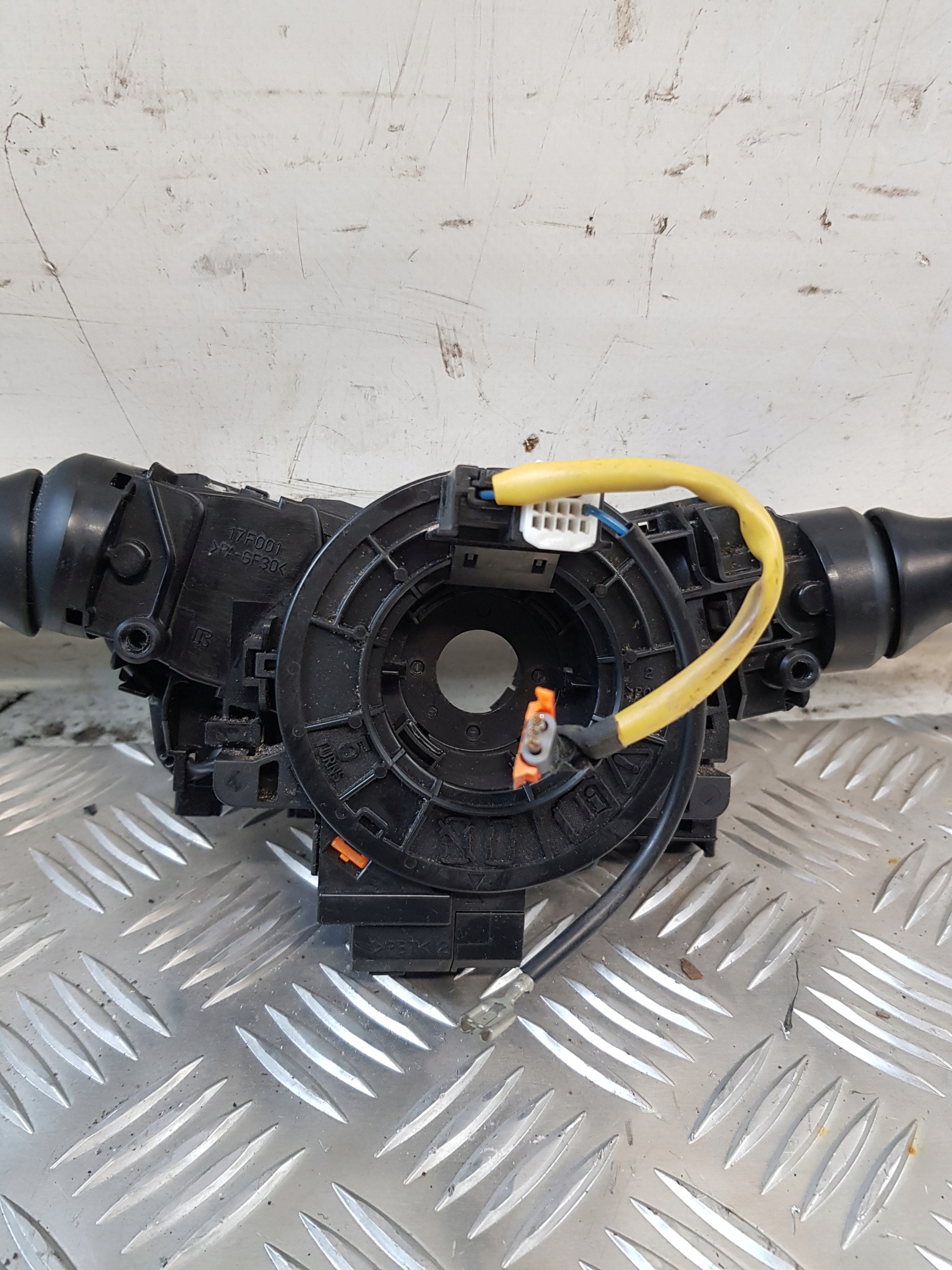 DEVIO LUCI TERGICRISTALLO TERGI 17F001 173848 TOYOTA AYGO e