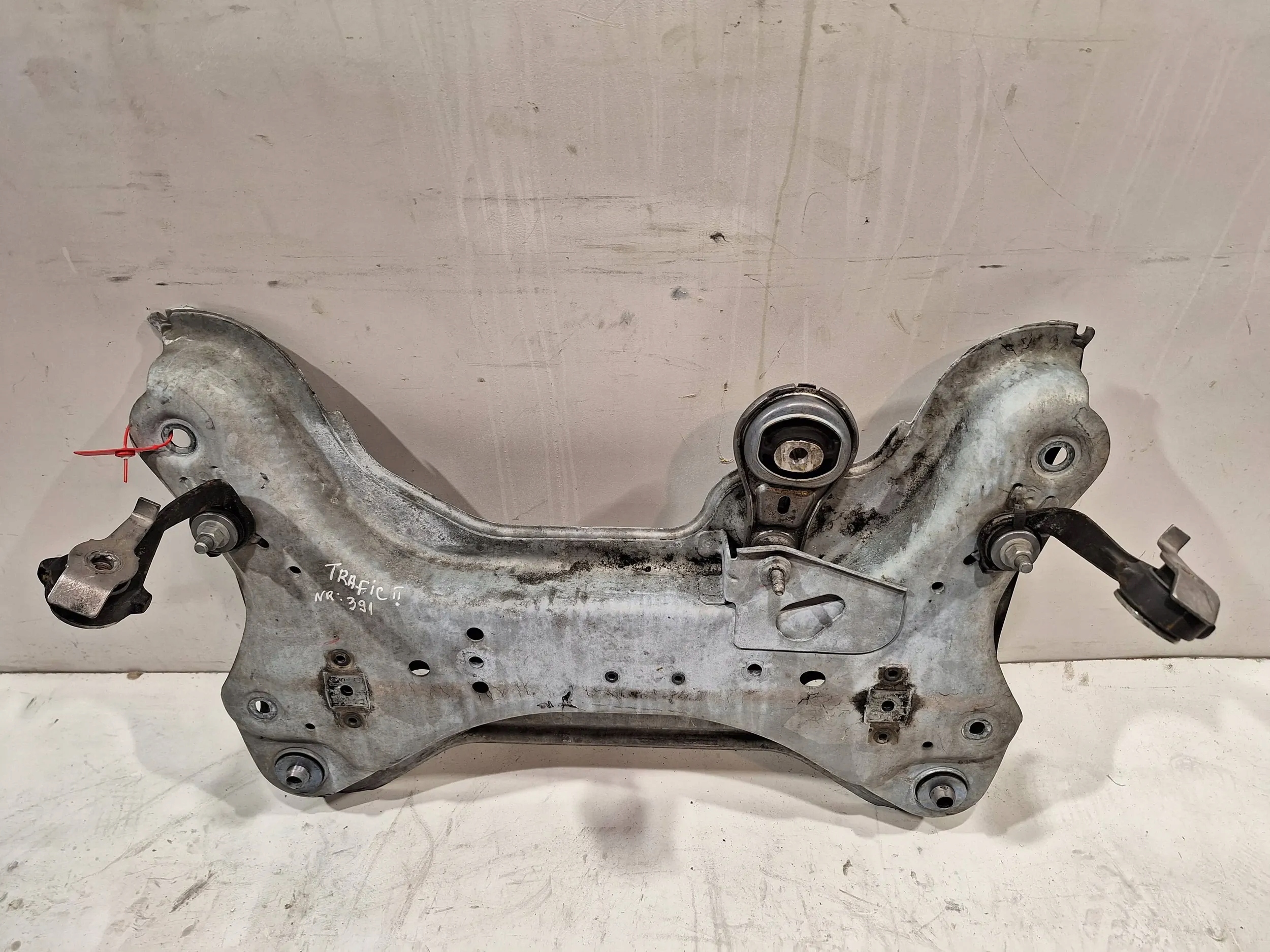 Kołyska sanki 93459571 Renault Trafic III 1.6 DCi 14-