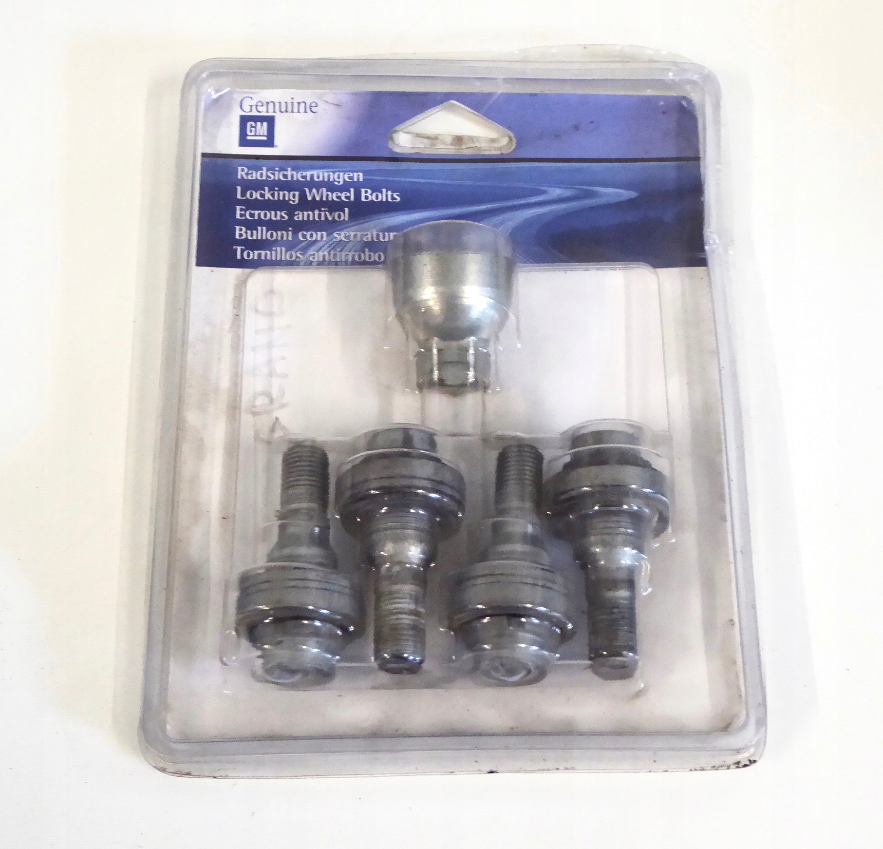 ЗАХИСНІ БОЛТИ ДЛЯ ЗЛОДІЇВ OPEL GRANDLAND X