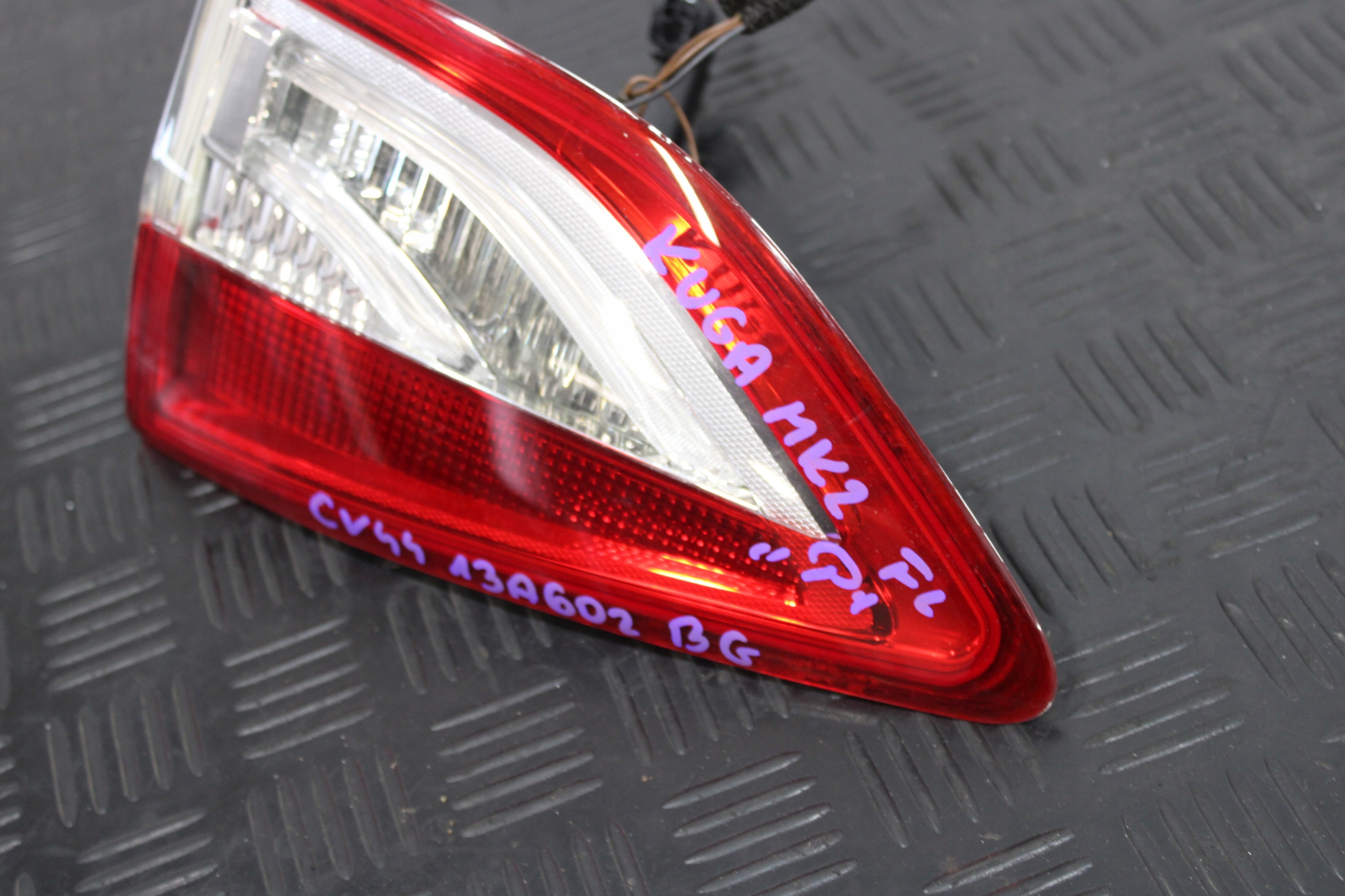 light bonnet right rear part CV44-13A602-BG FORD KUGA MK2