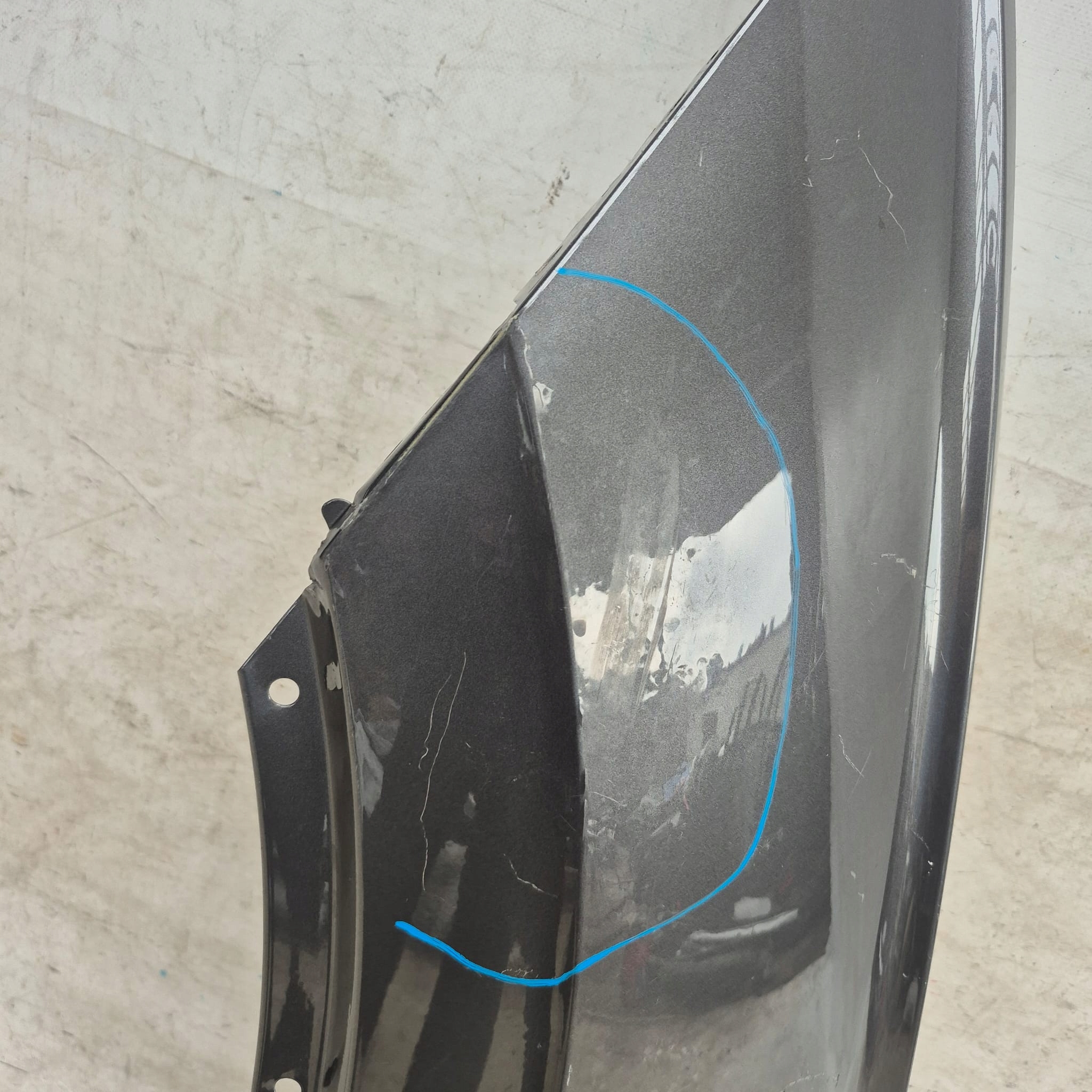 VW TOUAREG III 3 18- fender front front left